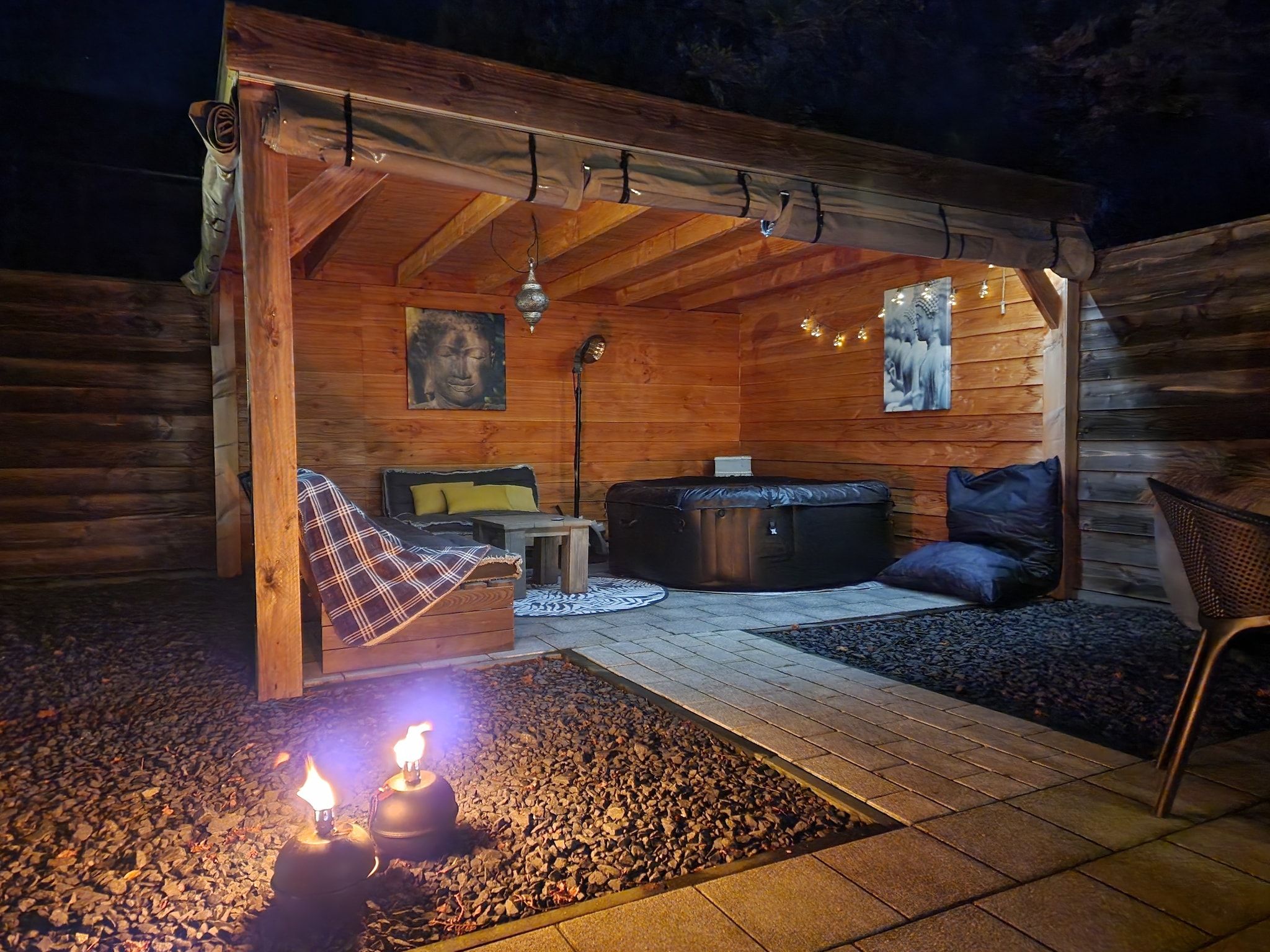 De tuin van Yn'e Lijte 110 in Grou