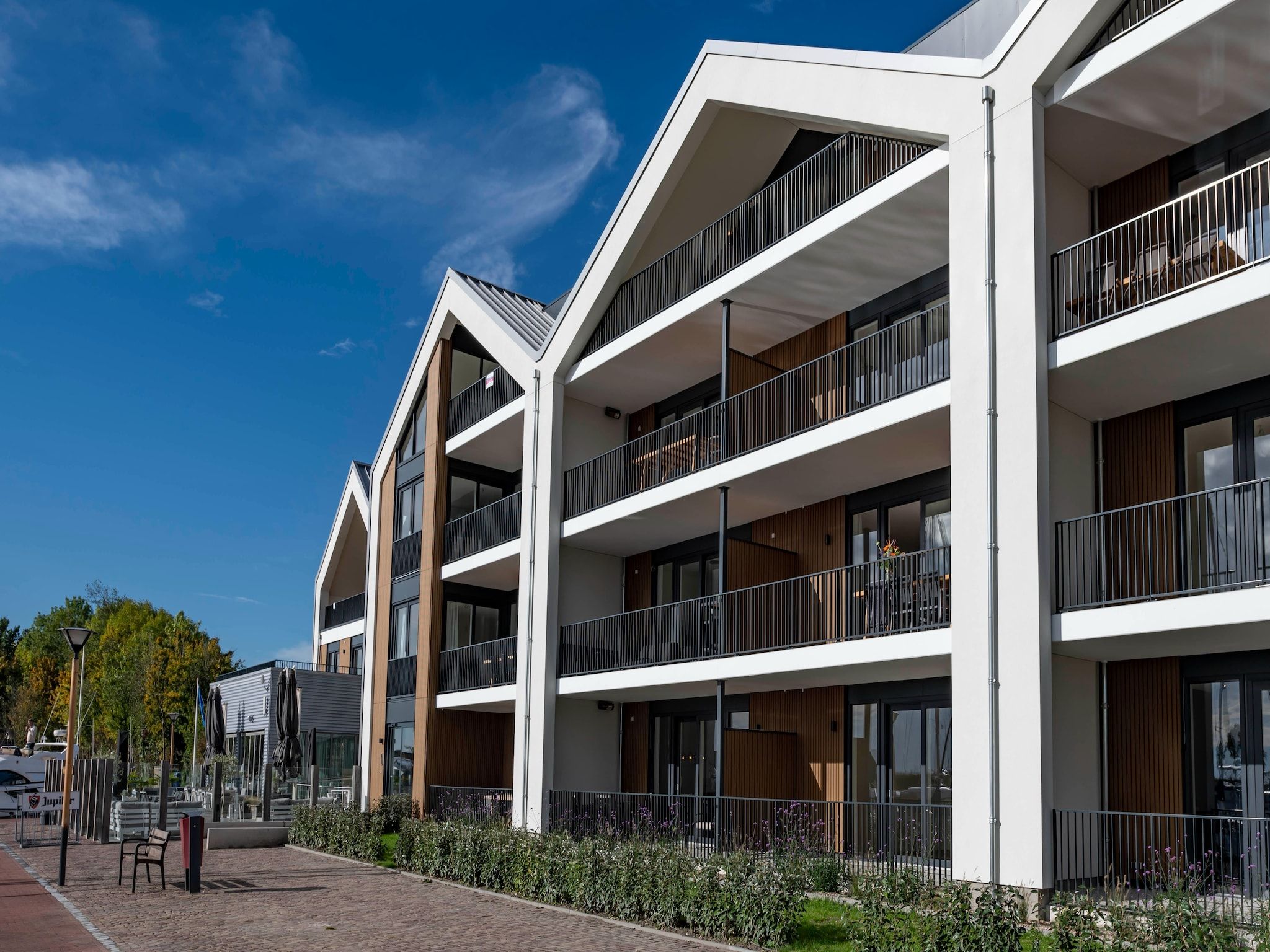 De buitenkant van Harbour Loft 3C Residence Marina in Kamperland