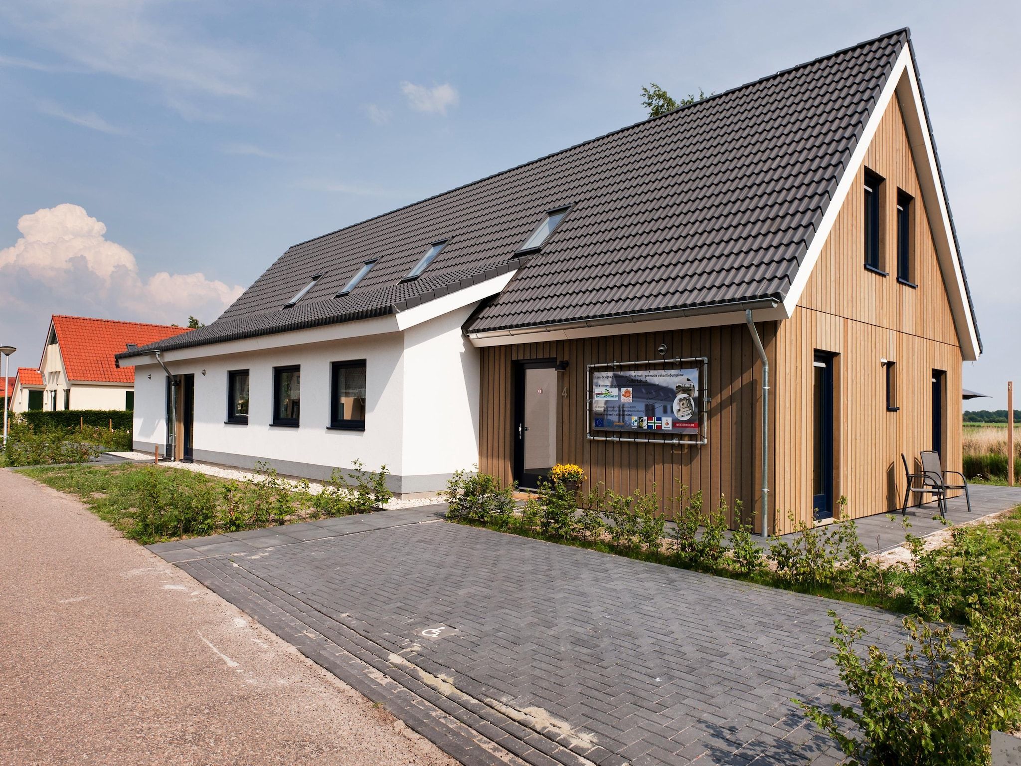 24 pers Pallertshuis Wellness de luxe met sauna en hout gestookte hottub in Groningen - Foto 1 van 40