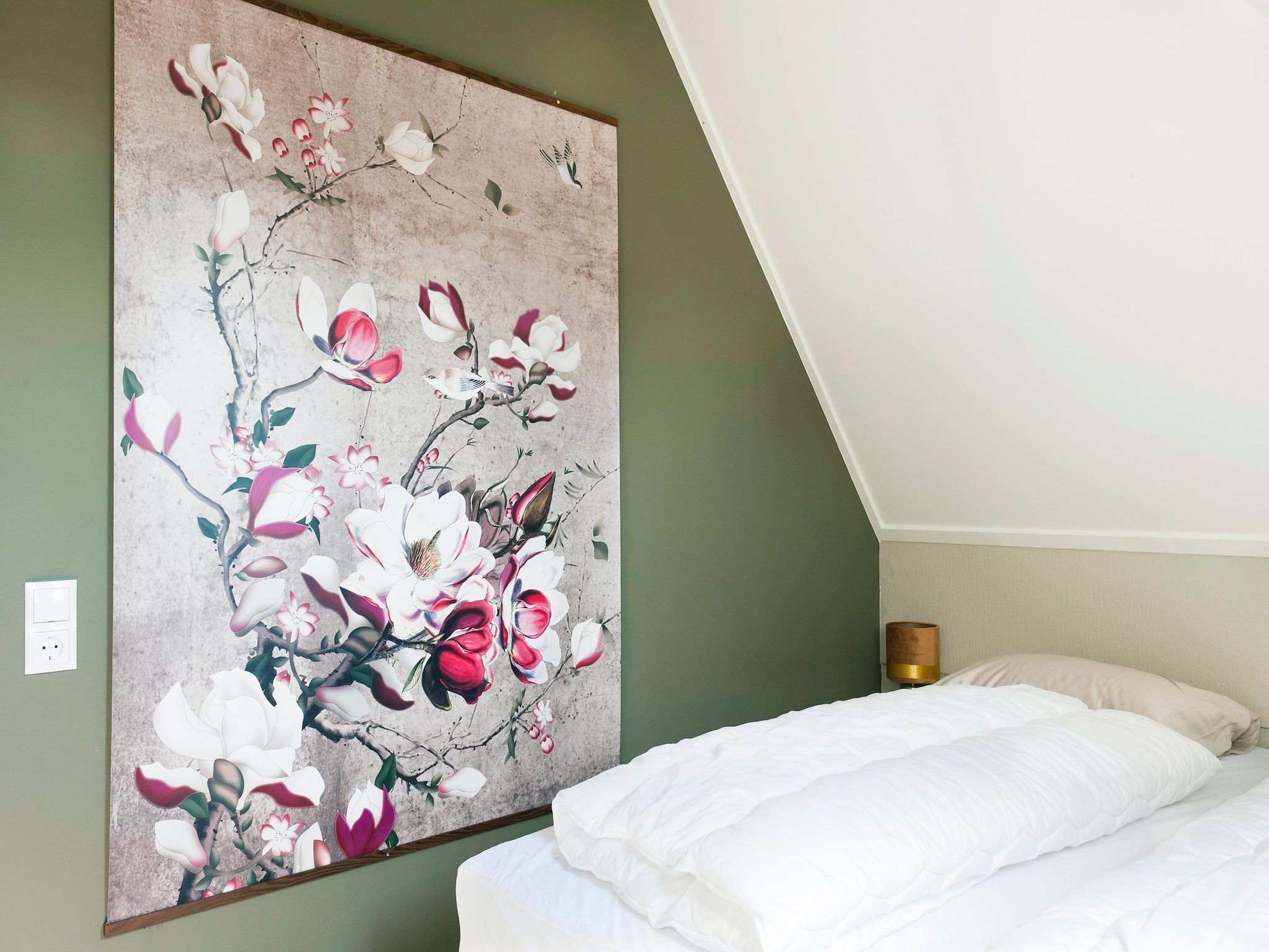 Een slaapkamer van 12 pers Lethehuis met sauna buitenspa en toerboot in Vlagtwedde