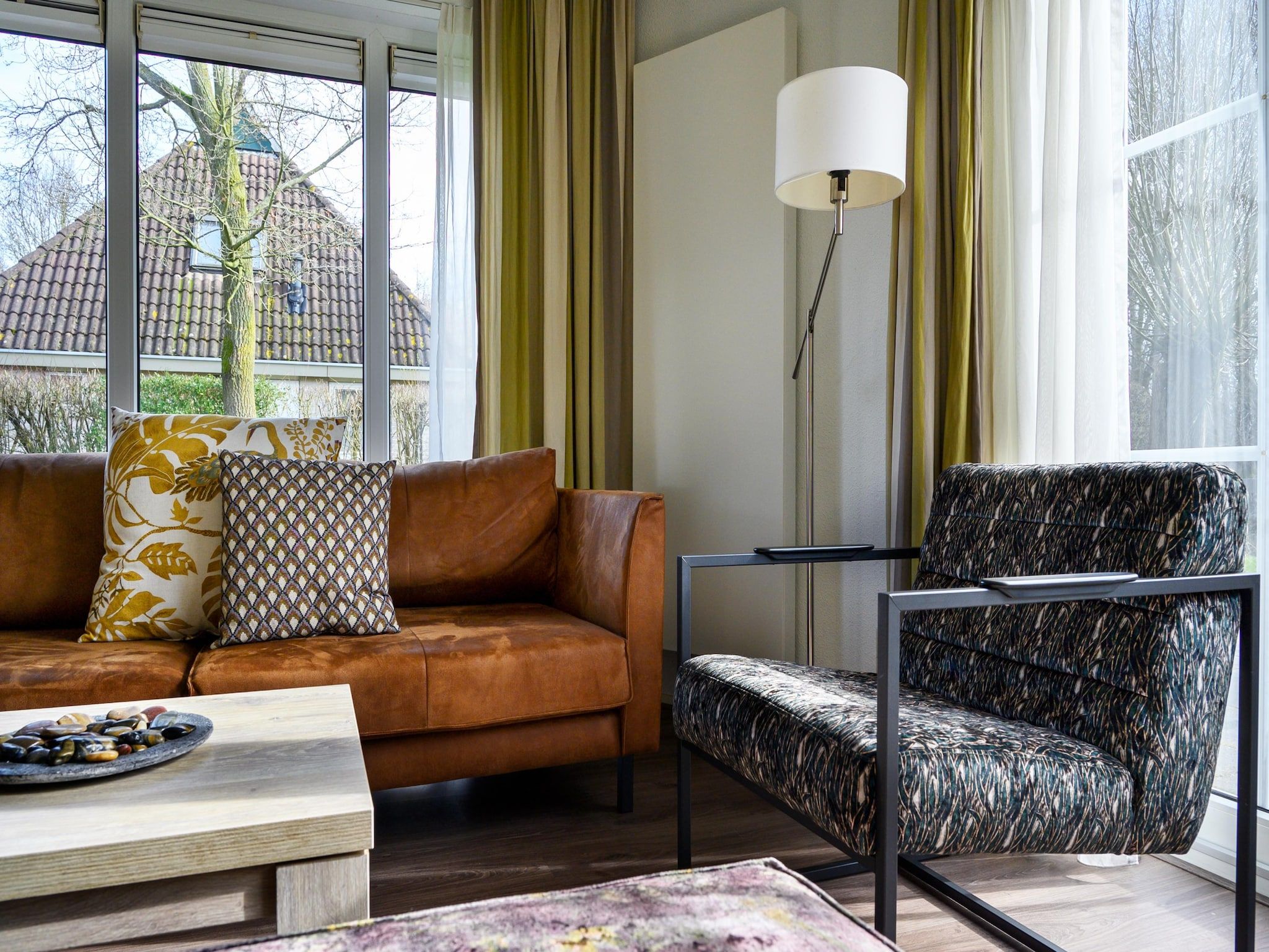 De woonkamer van Blêd Wellness de luxe VIP in Friesland