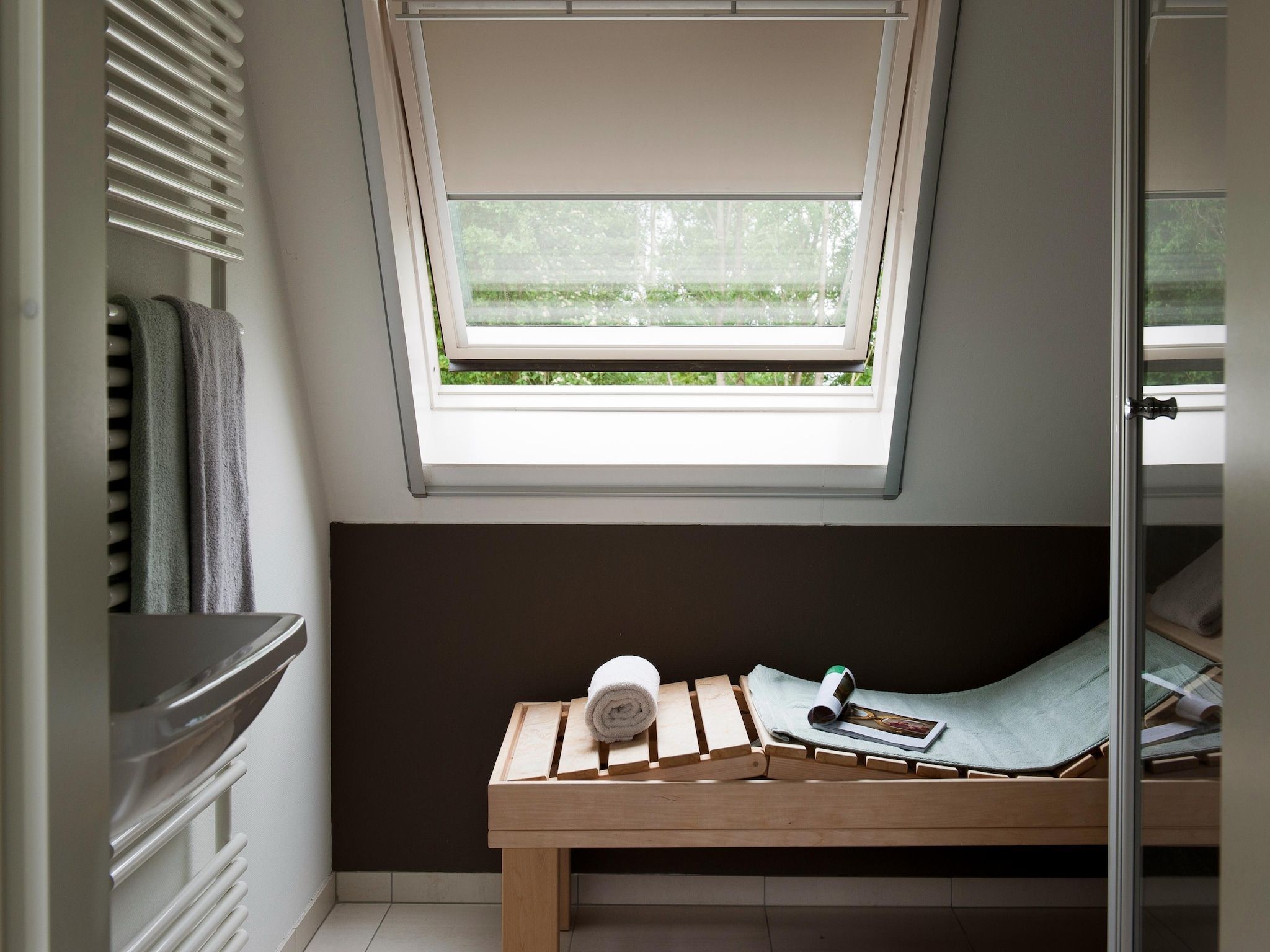 De badkamer van Blêd Wellness de luxe VIP in Friesland