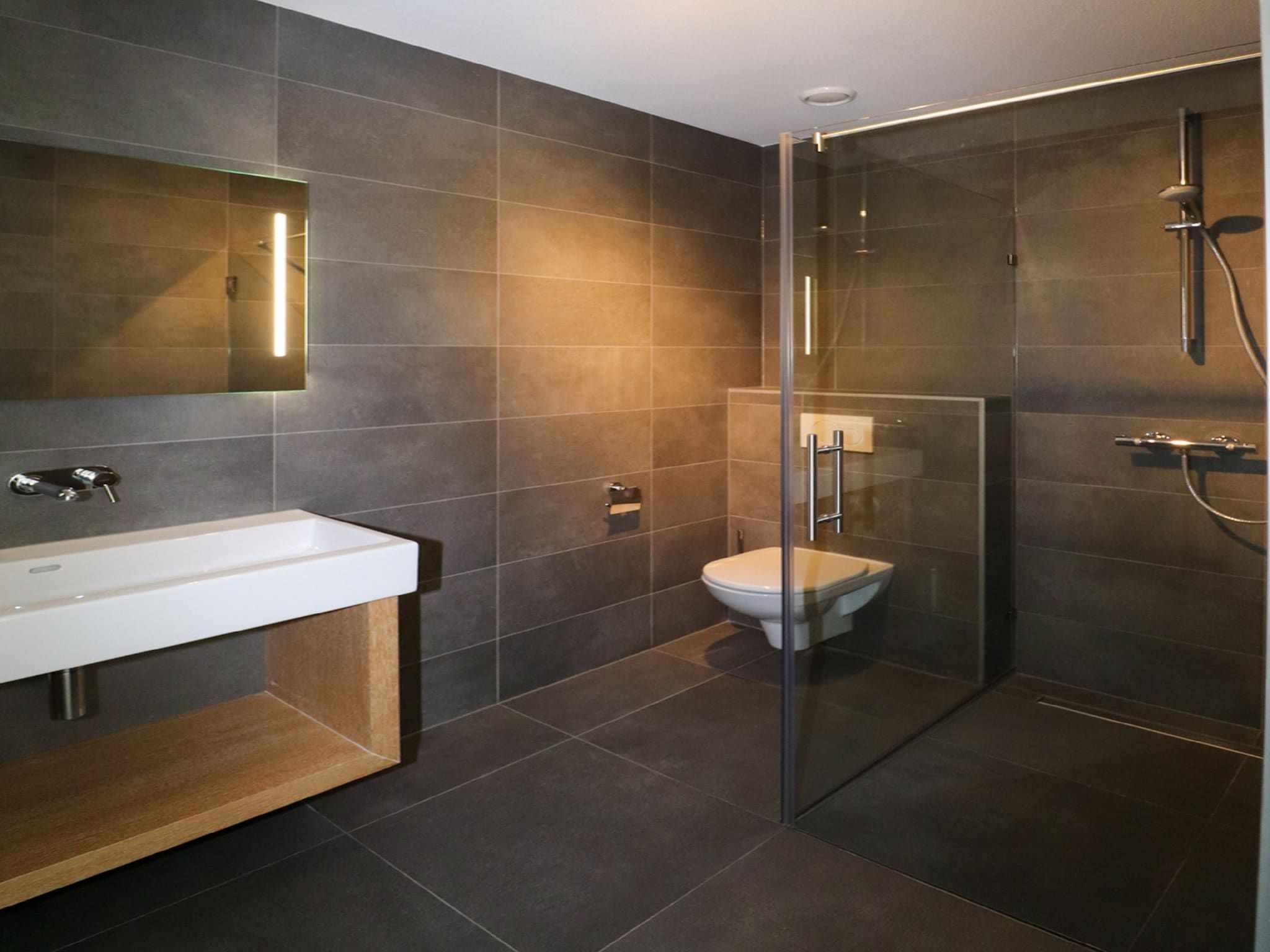 De badkamer van Friese Meren Villa's 20 in Delfstrahuizen