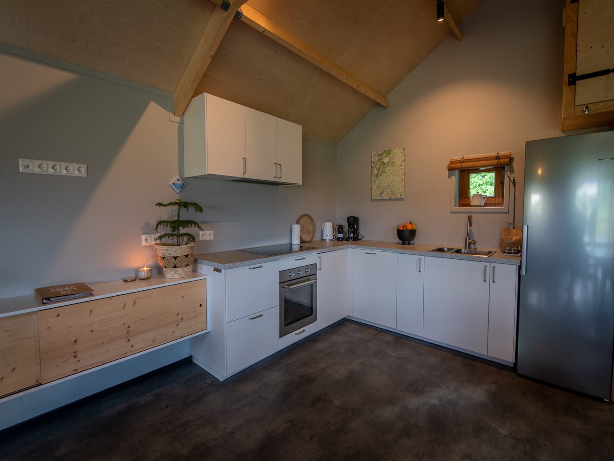 De keuken van Acker Lodges 2 in Ruinerwold