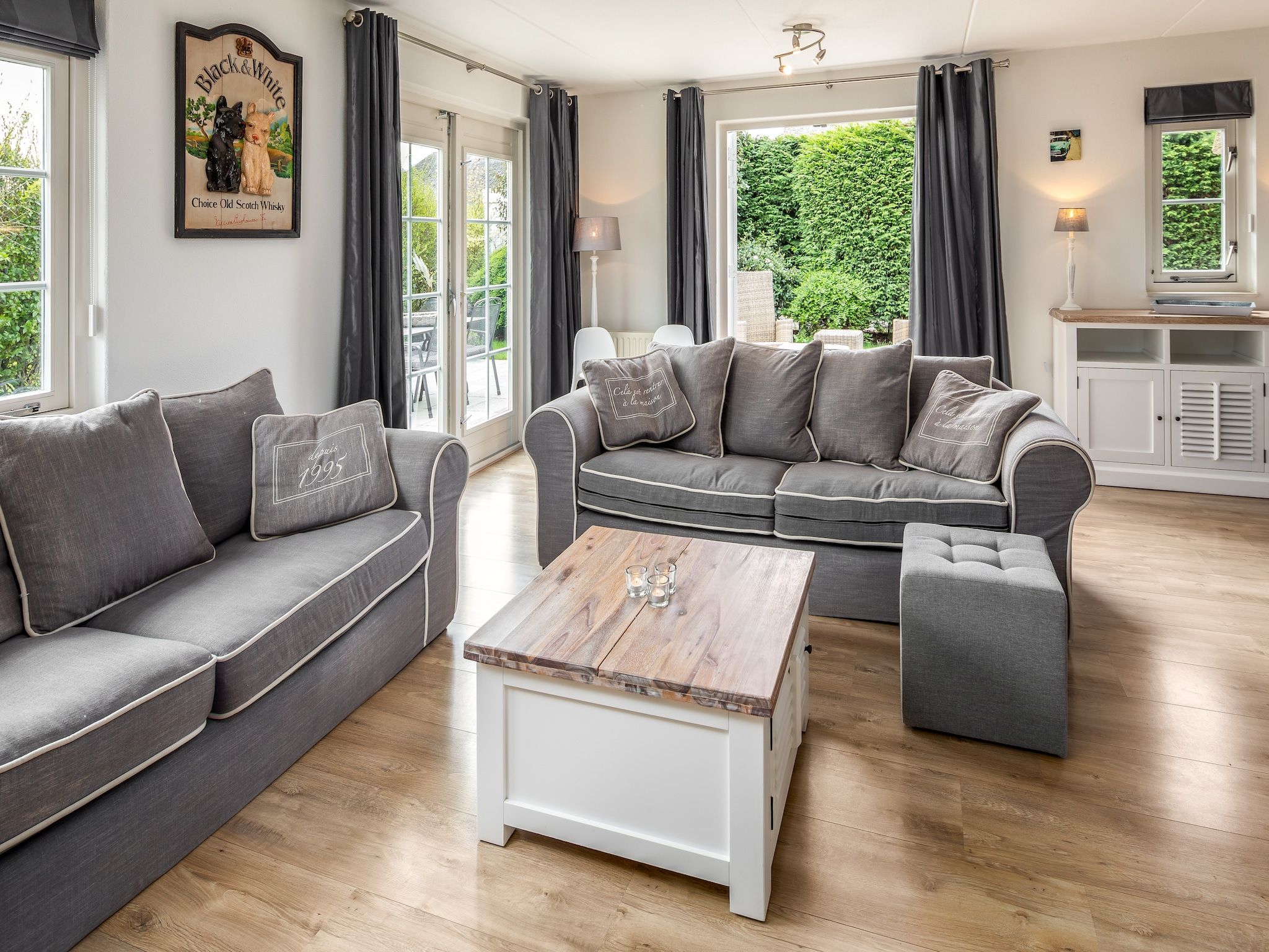 De woonkamer van Buitenhof Domburg  16 in Domburg