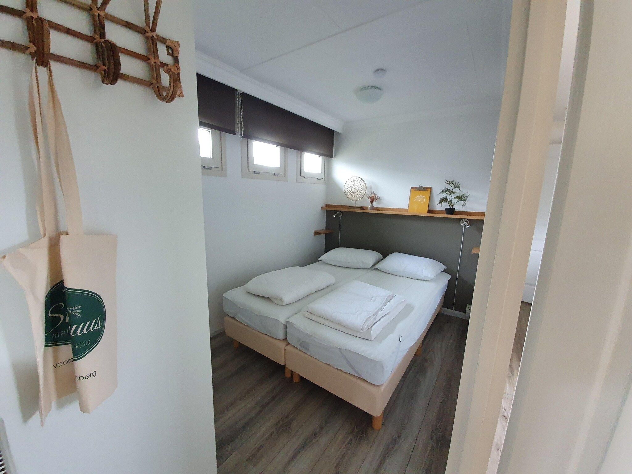 Een slaapkamer van Chalet Resort Venetie Giethoorn in Giethoorn