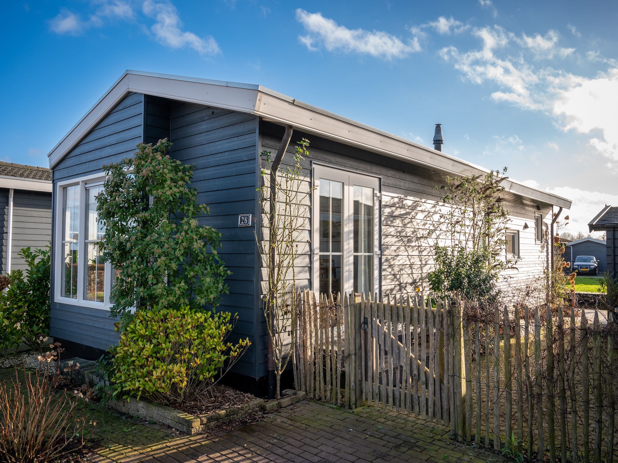 De buitenkant van Chalet Resort Venetie Giethoorn in Giethoorn