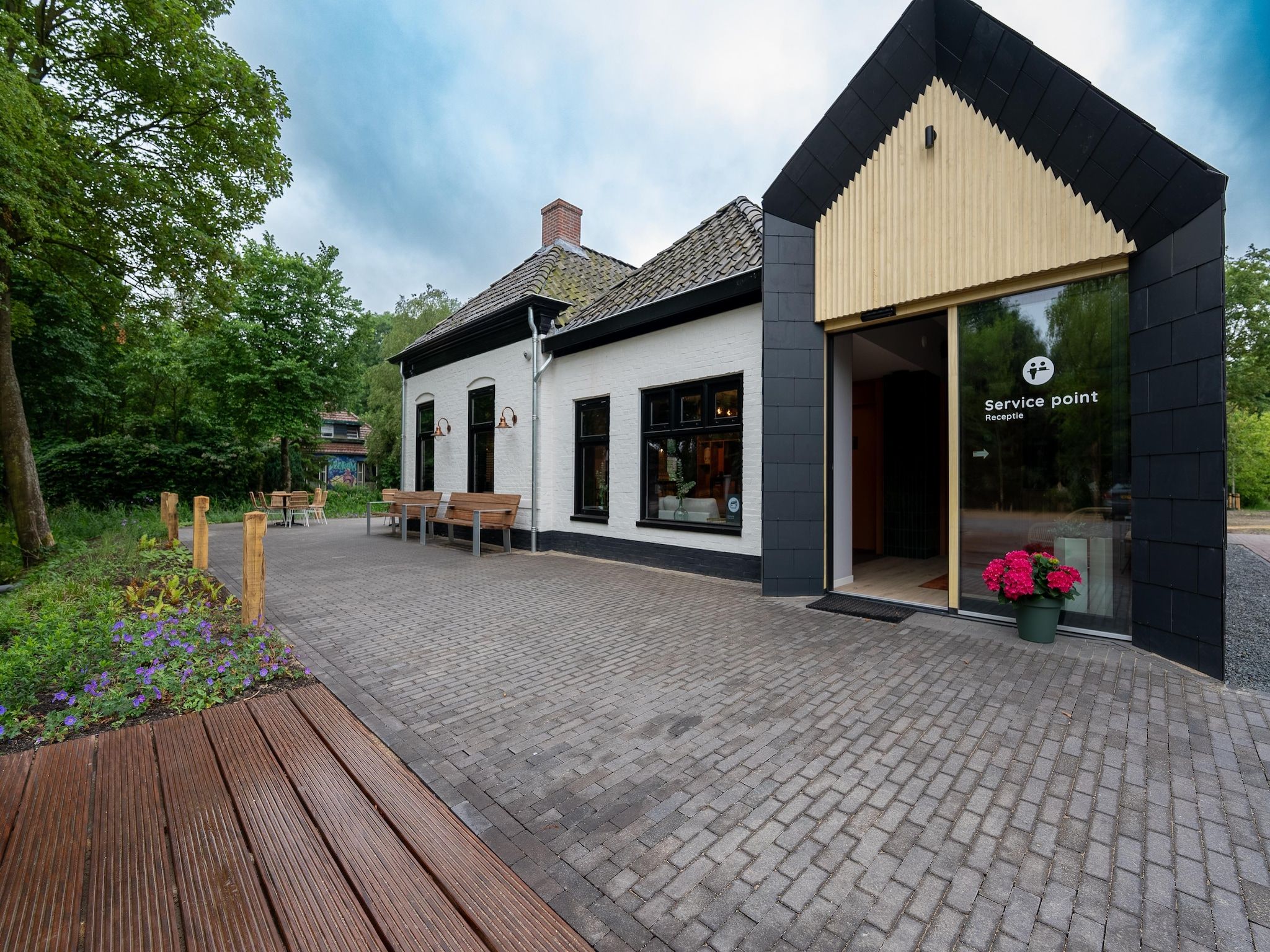 Parkfaciliteiten bij Glamping Resort Lauwersmeer 1 in Vierhuizen