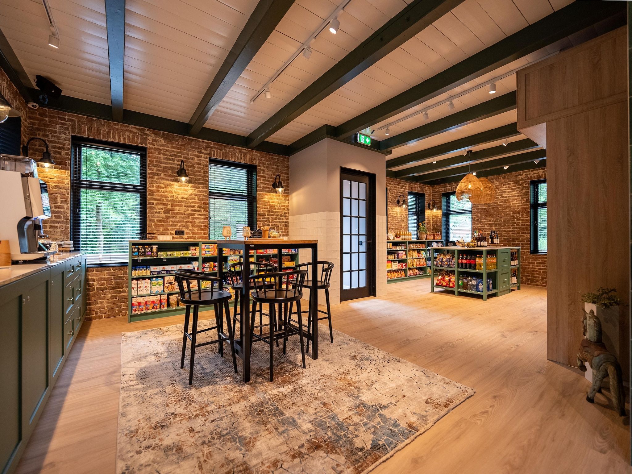 Parkfaciliteiten bij Glamping Resort Lauwersmeer 3 in Vierhuizen