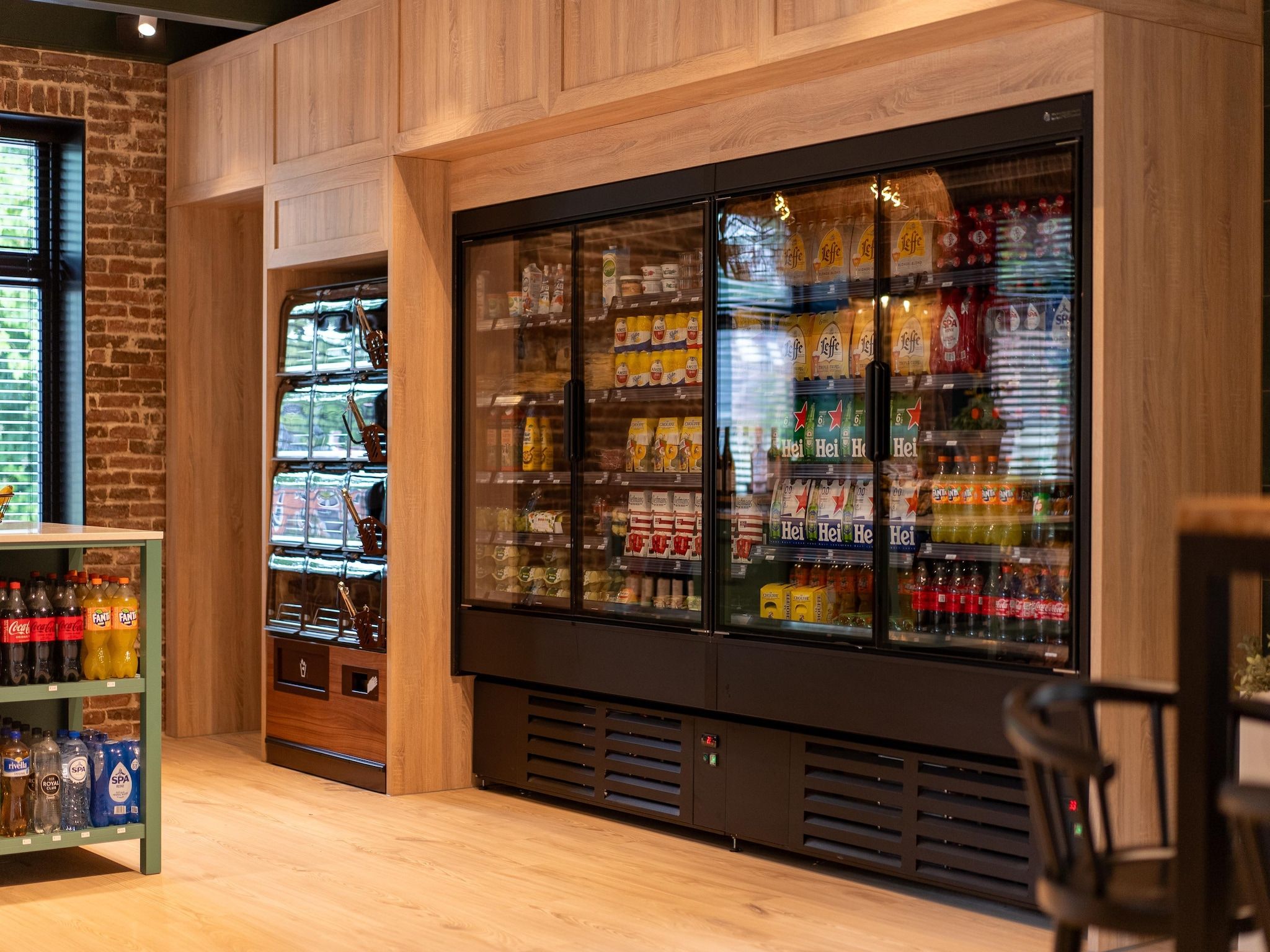 Parkfaciliteiten bij Glamping Resort Lauwersmeer 3 in Vierhuizen