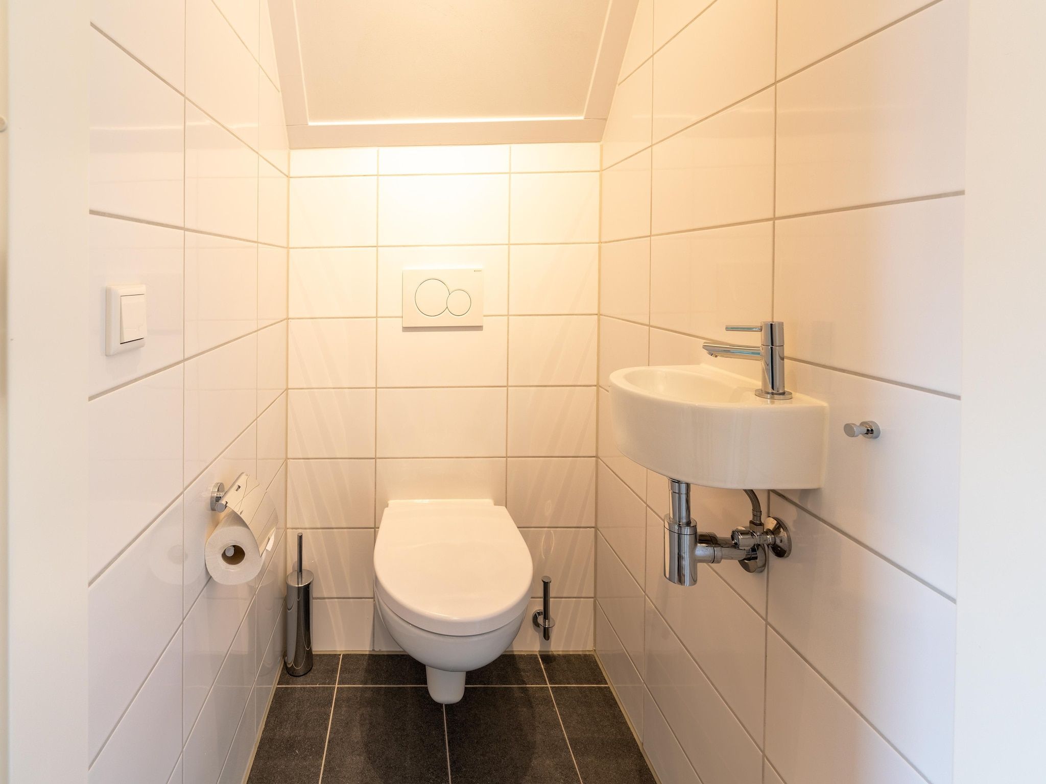 De badkamer van Schollevaer Huis Nr 34 in Scherpenisse