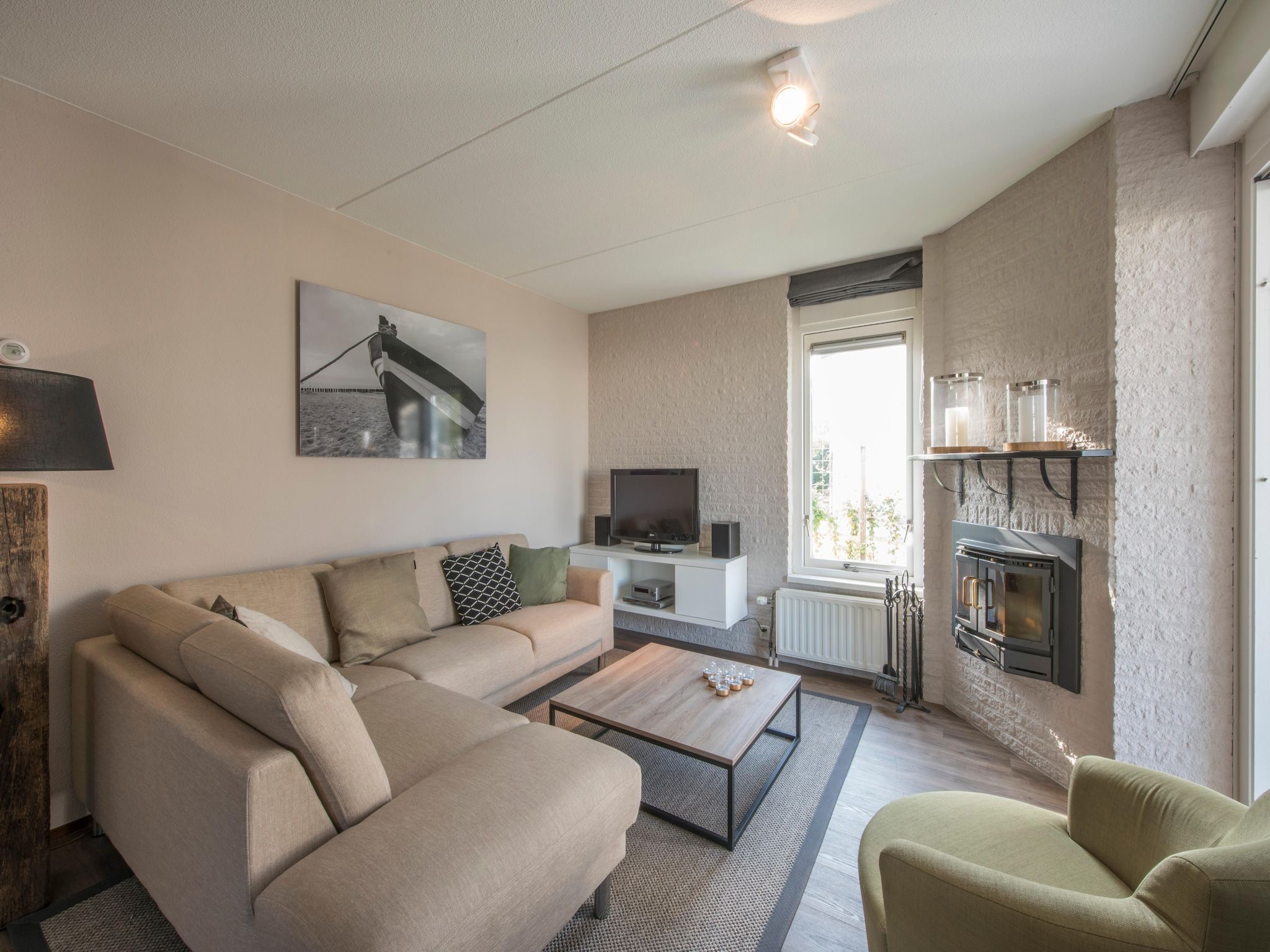 De woonkamer van Roompot Beach Resort 25 in Kamperland