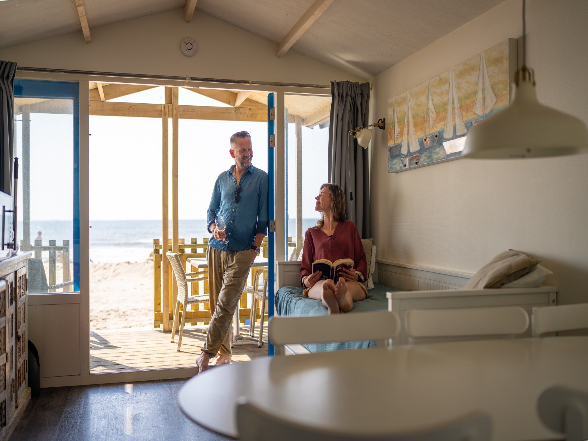 De woonkamer van Resort Beach Houses Wijk aan Zee 5 in Wijk aan Zee