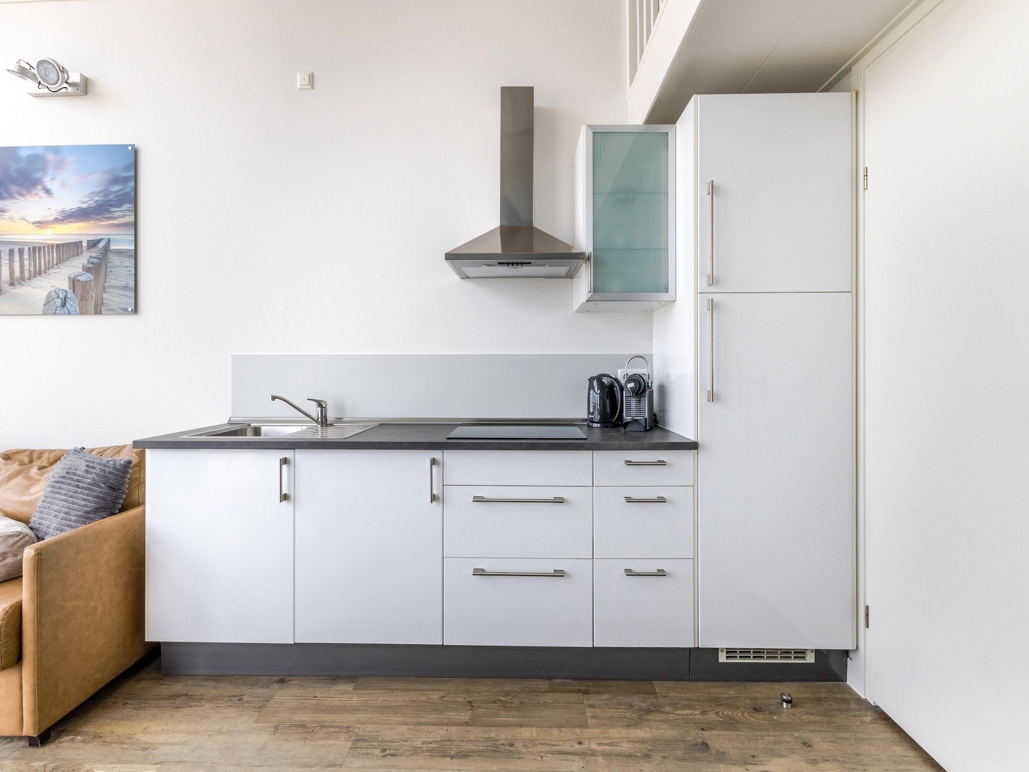 De keuken van Resort Beach Houses Julianadorp 1 in Julianadorp