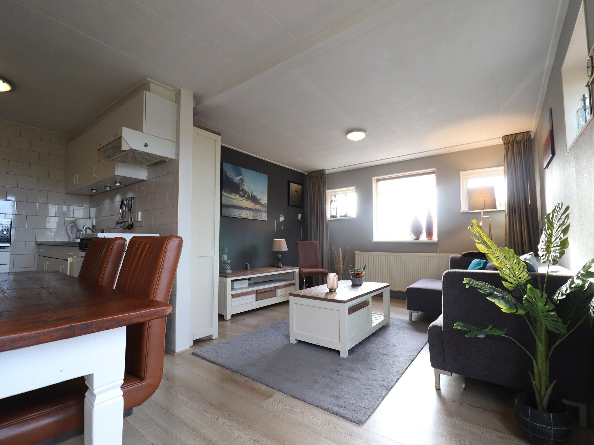 De woonkamer van De Kerkereed in Donkerbroek