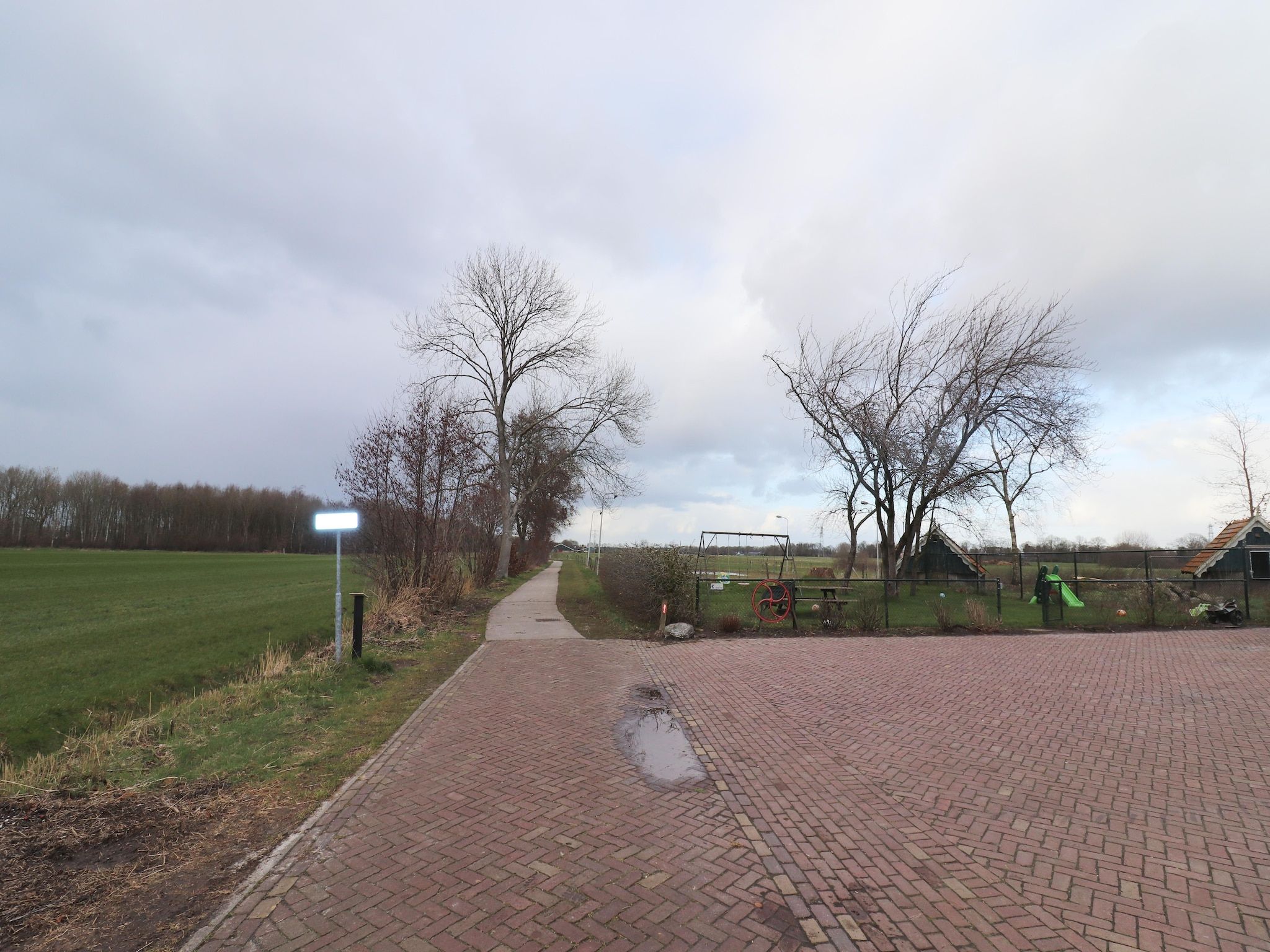 De tuin van De Kerkereed in Donkerbroek