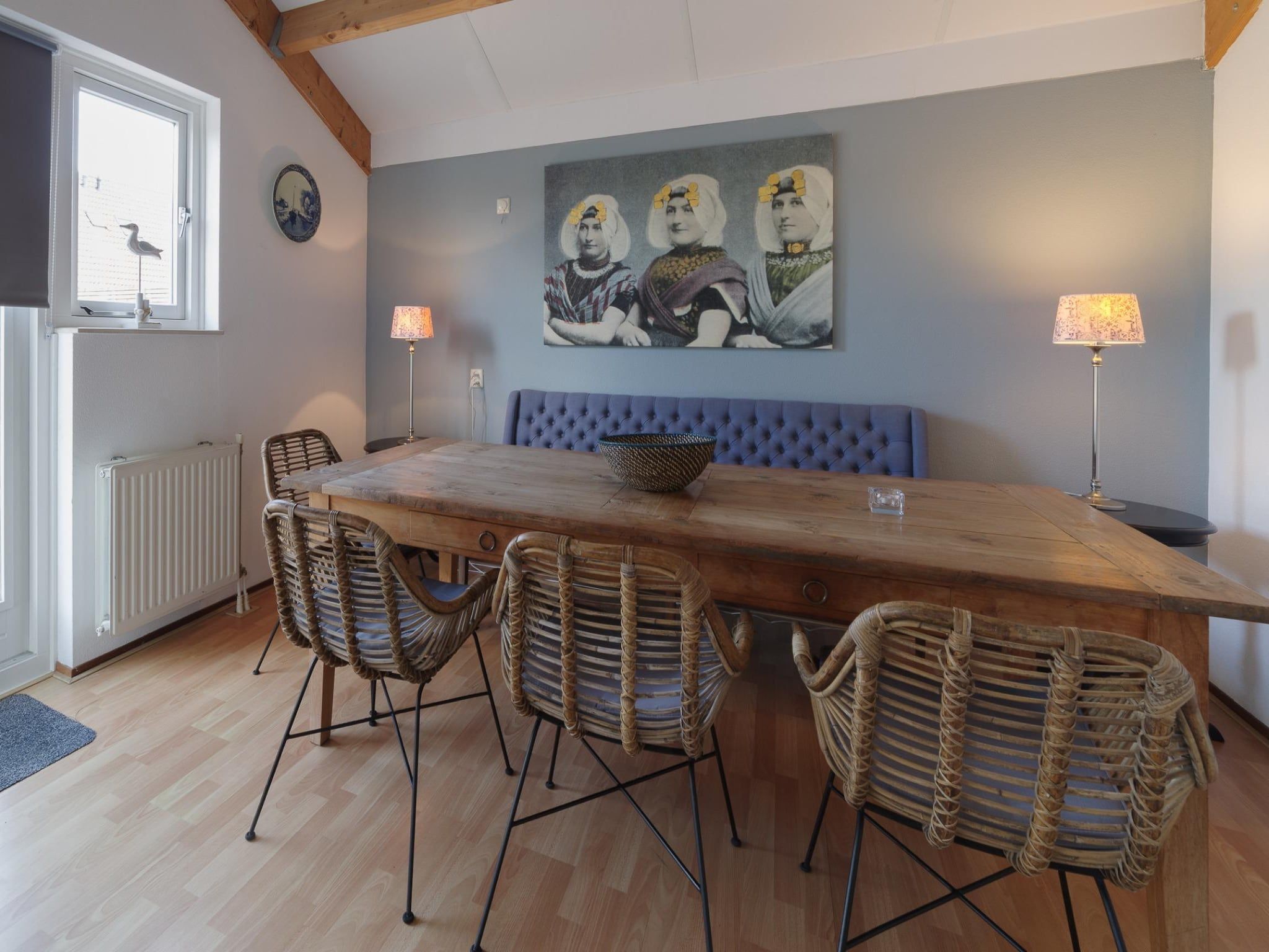 De eetkamer van Villapark De Oesterbaai 5 in Wemeldinge