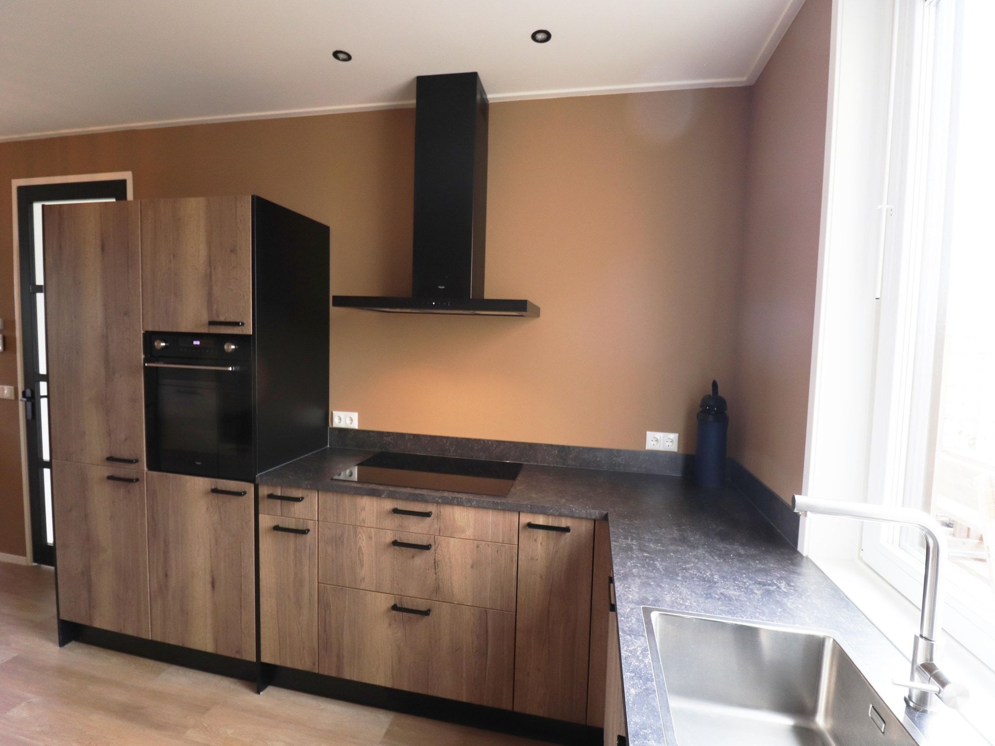 De keuken van Friese Villa in Leons in Leons