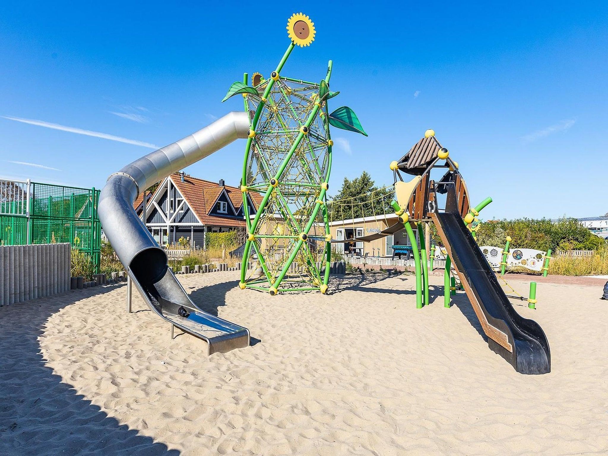 Parkfaciliteiten bij Strandvilla 30 in Renesse