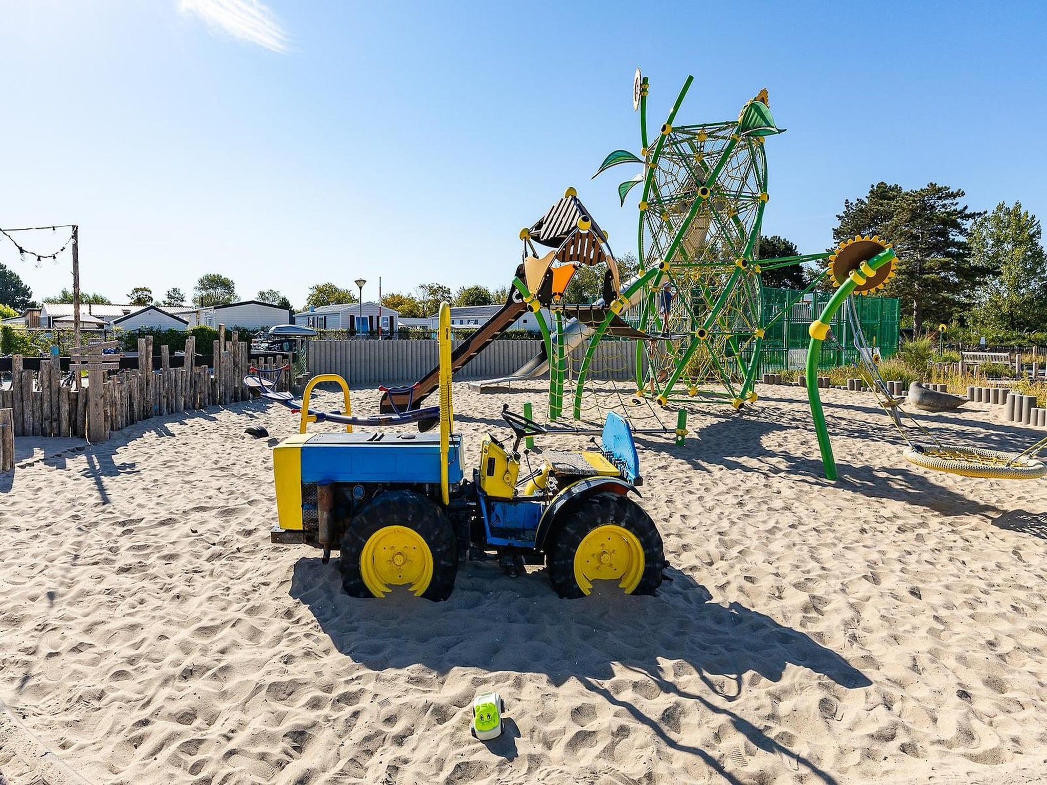 Parkfaciliteiten bij Strandvilla 30 in Renesse