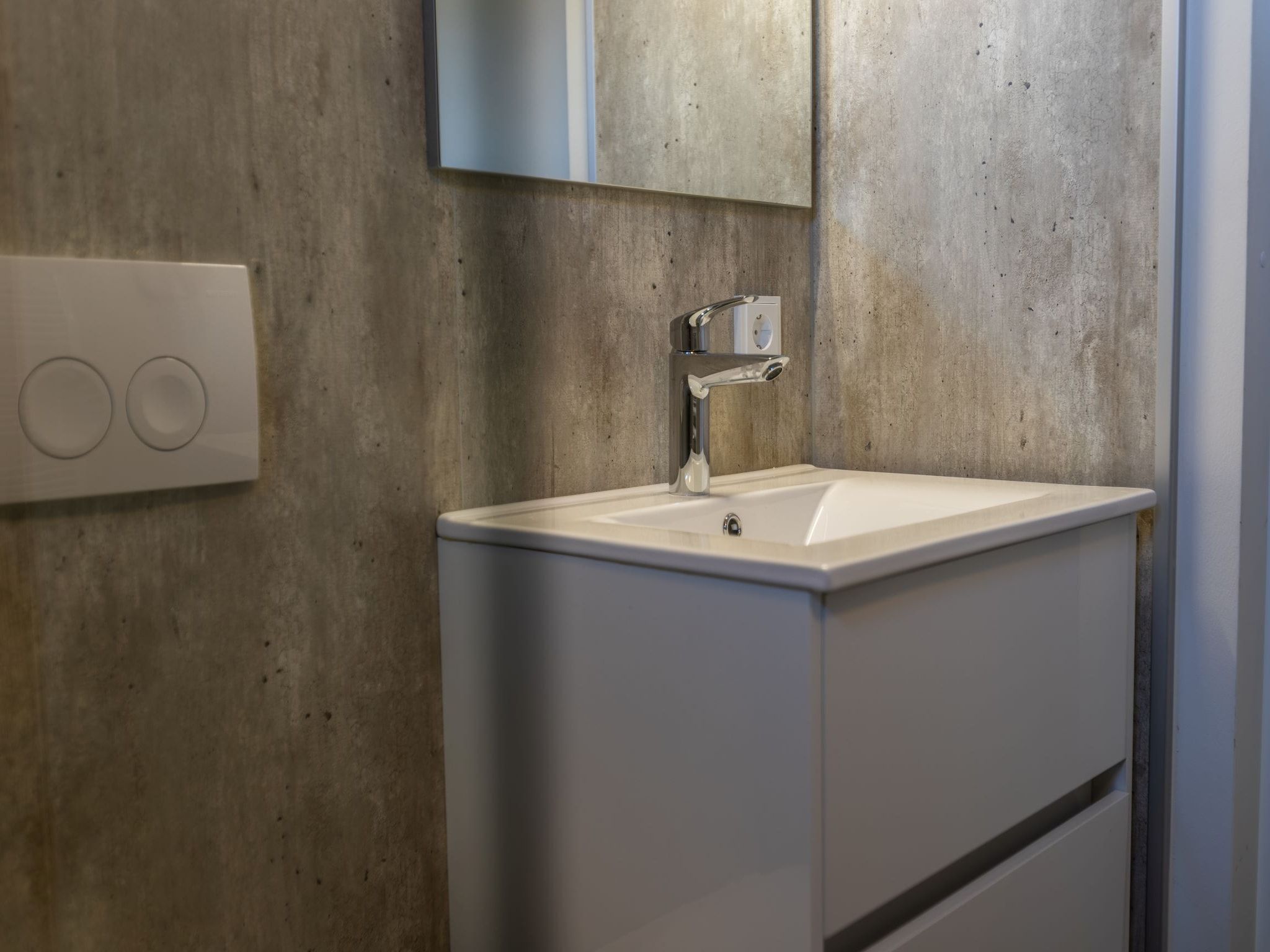 De badkamer van Duinvilla 8 in Cadzand