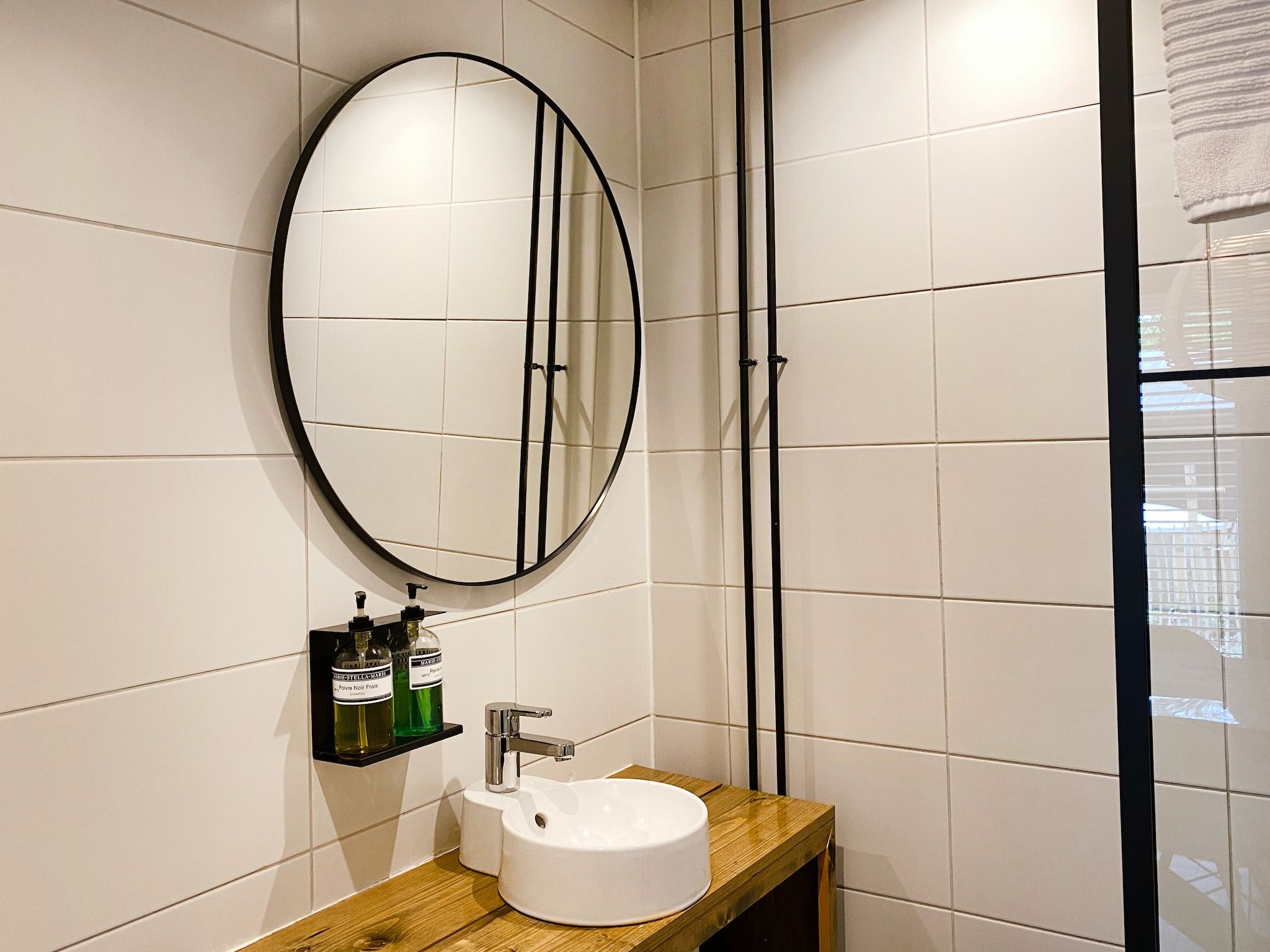 De badkamer van Dutch Cabin Houses C66 in Rheezerveen