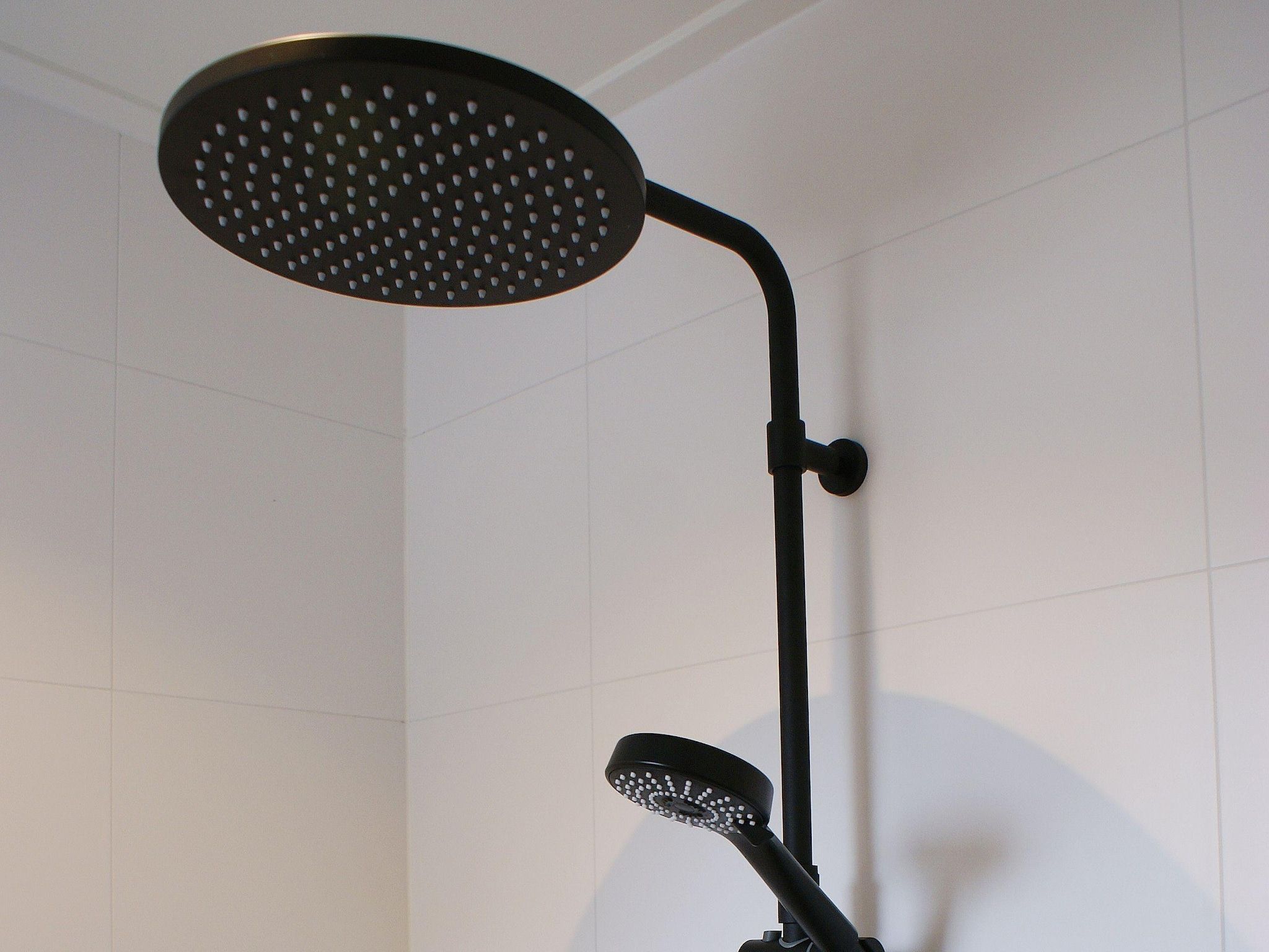 De badkamer van Wad'n Leven en Geluk in Paesens