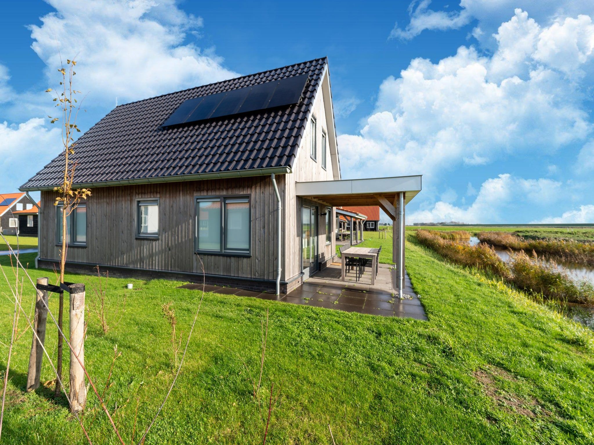 De buitenkant van Gogge Huis NR 53 in Scherpenisse