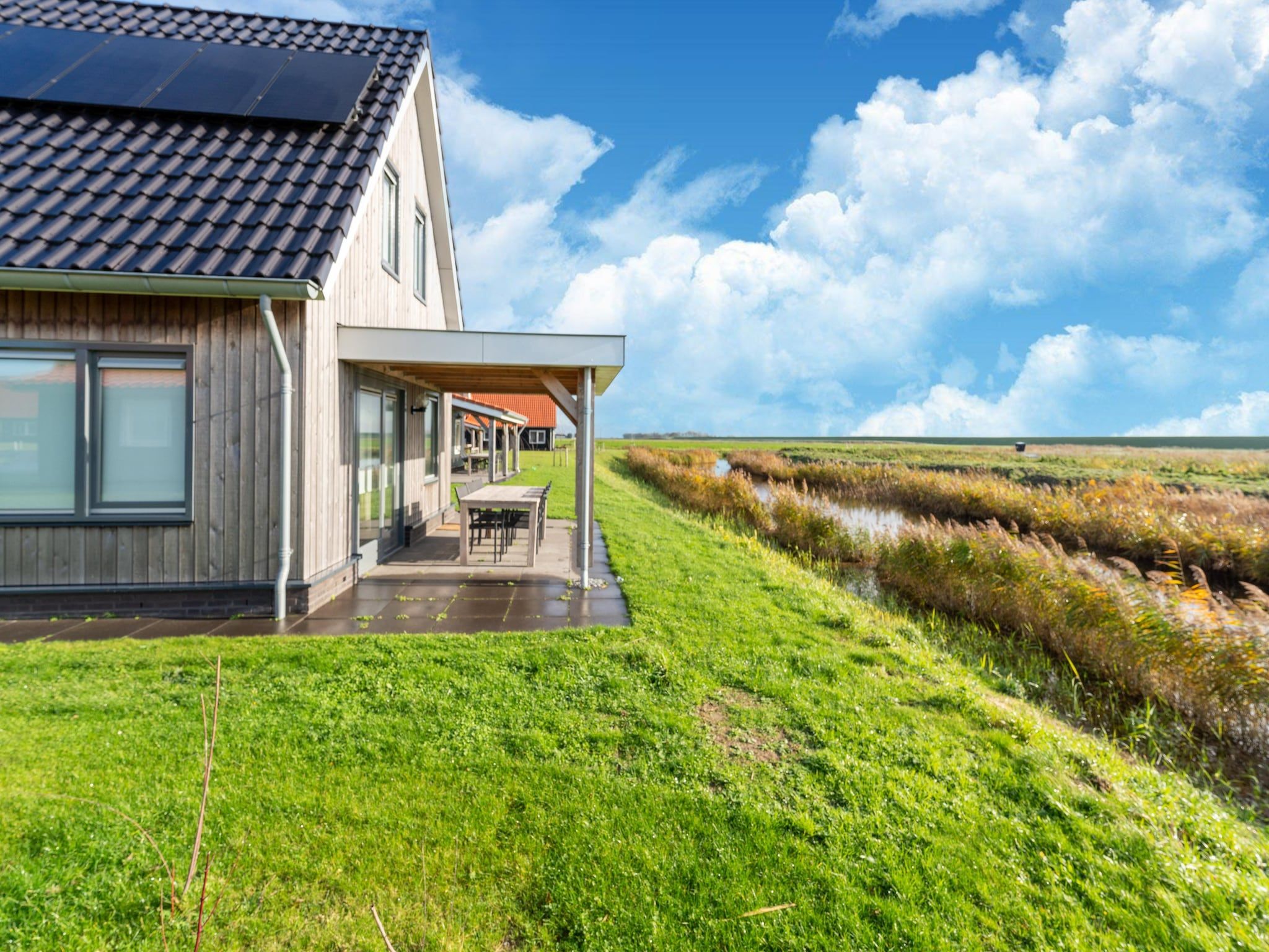 De tuin van Gogge Huis NR 53 in Scherpenisse