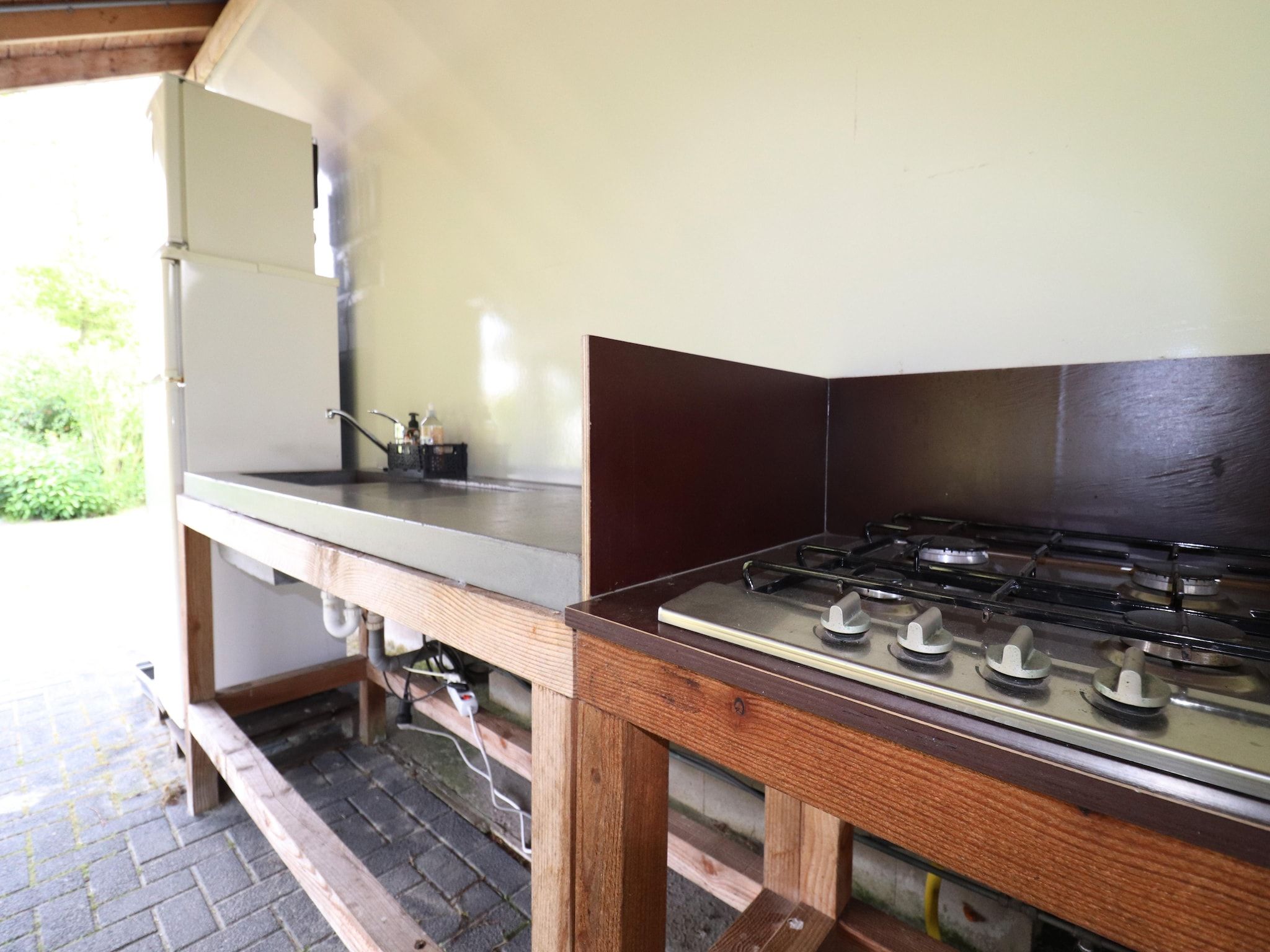 De keuken van Glamour tent 'Smuk' in Twijzel