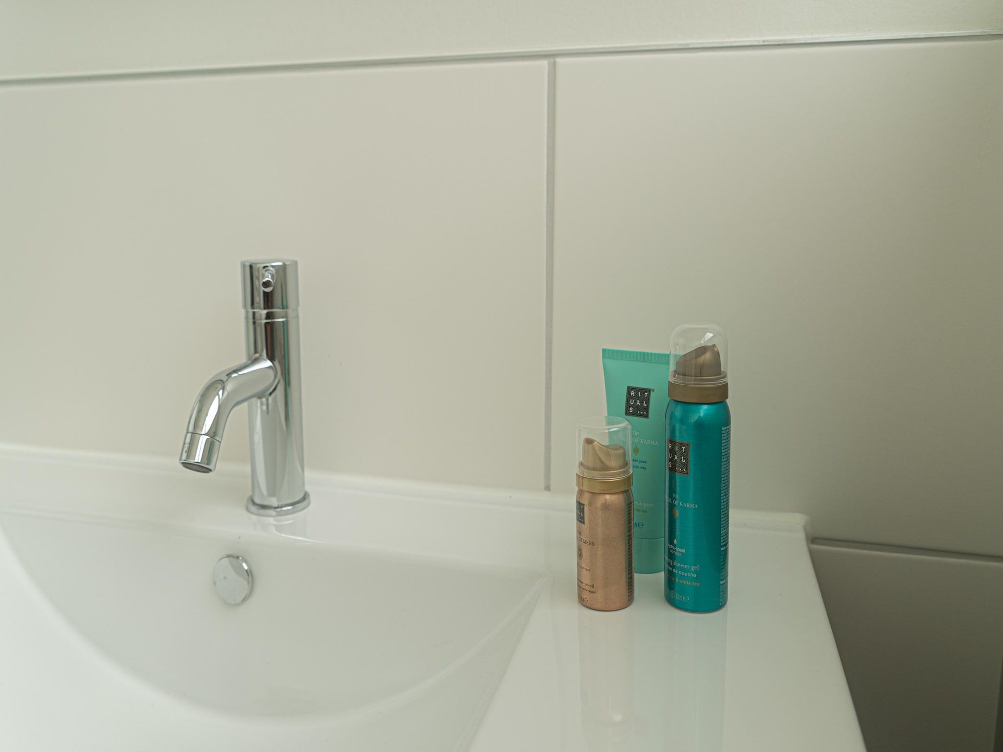 Sfeerbeeld van Lake view villa met zwem- vissteiger in Simonshaven