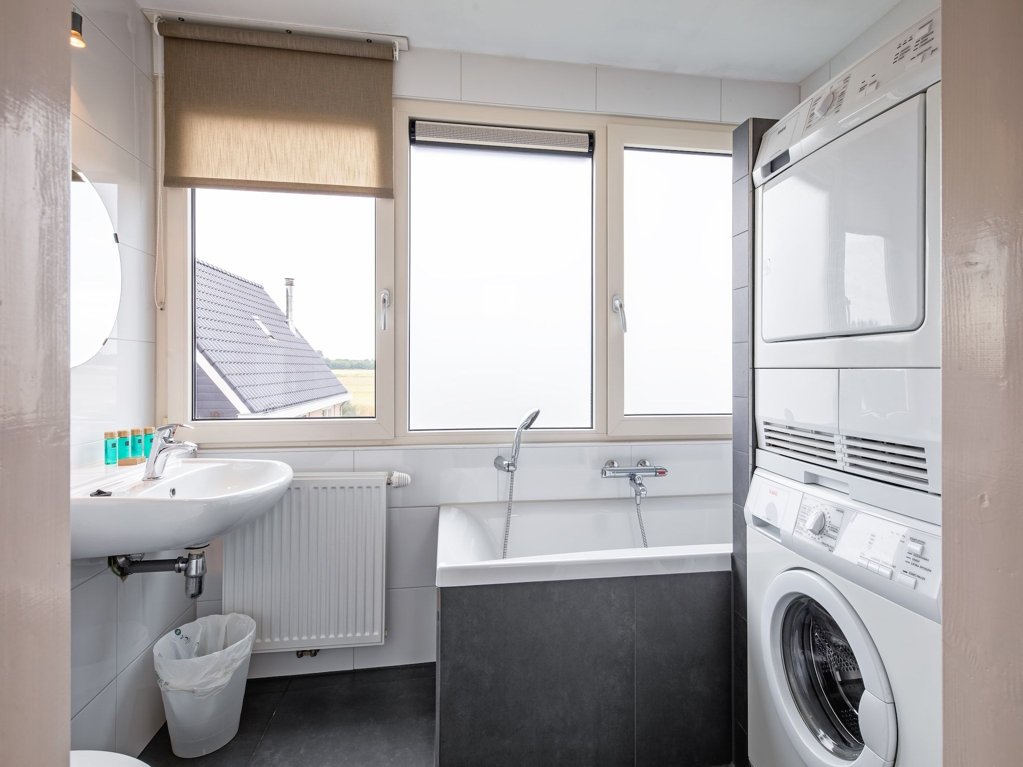 De badkamer van Wulpenweid 12 in Den Burg