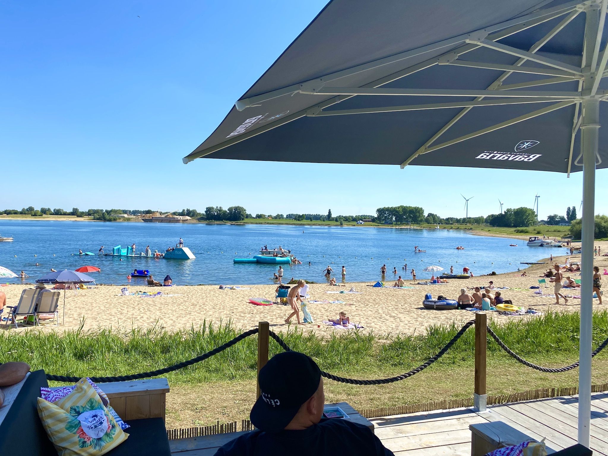 Parkfaciliteiten bij Recreatiepark Rhederlaagse Meren 20 in Lathum