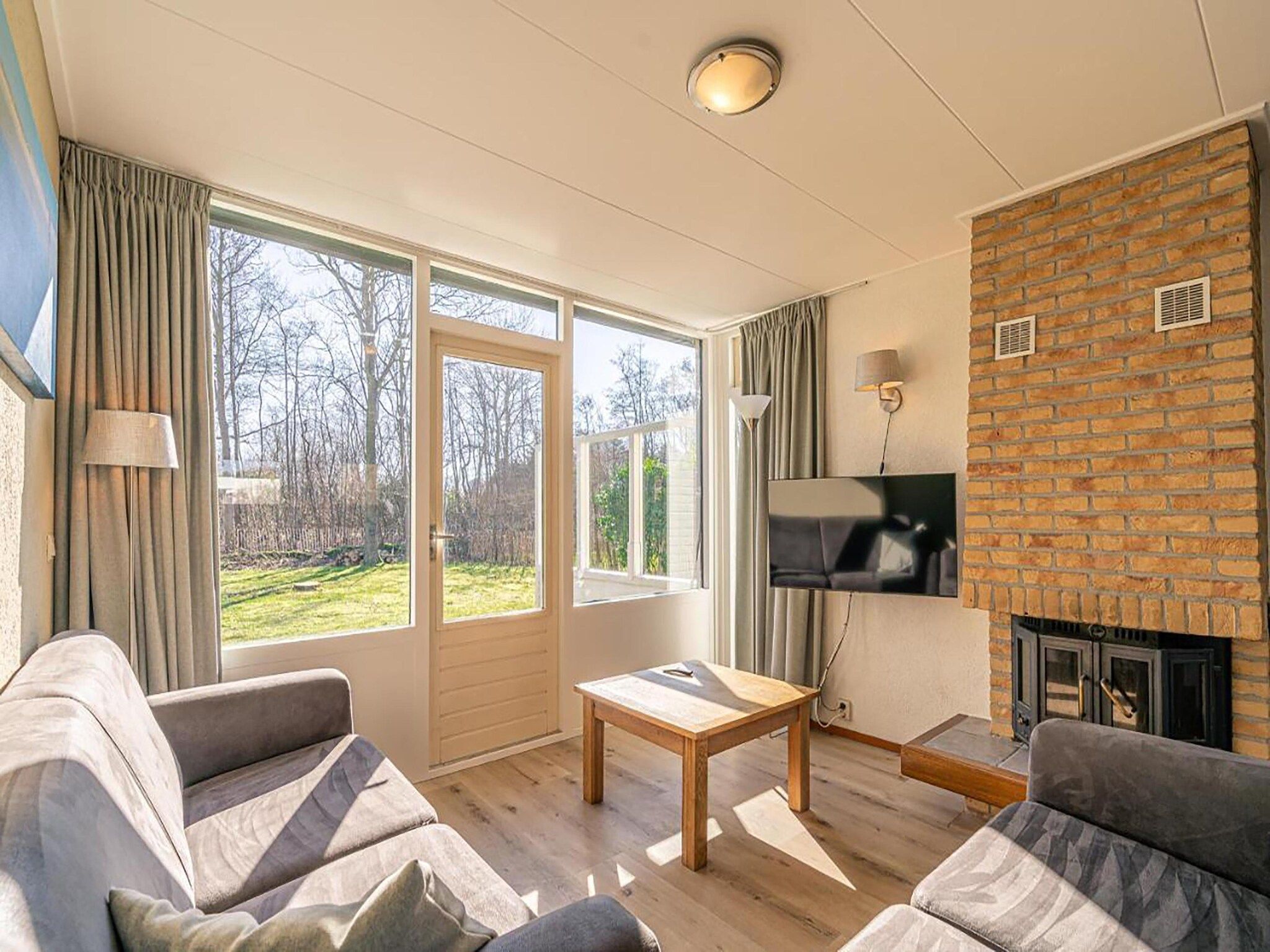 De woonkamer van De Parel 166 in Den Burg