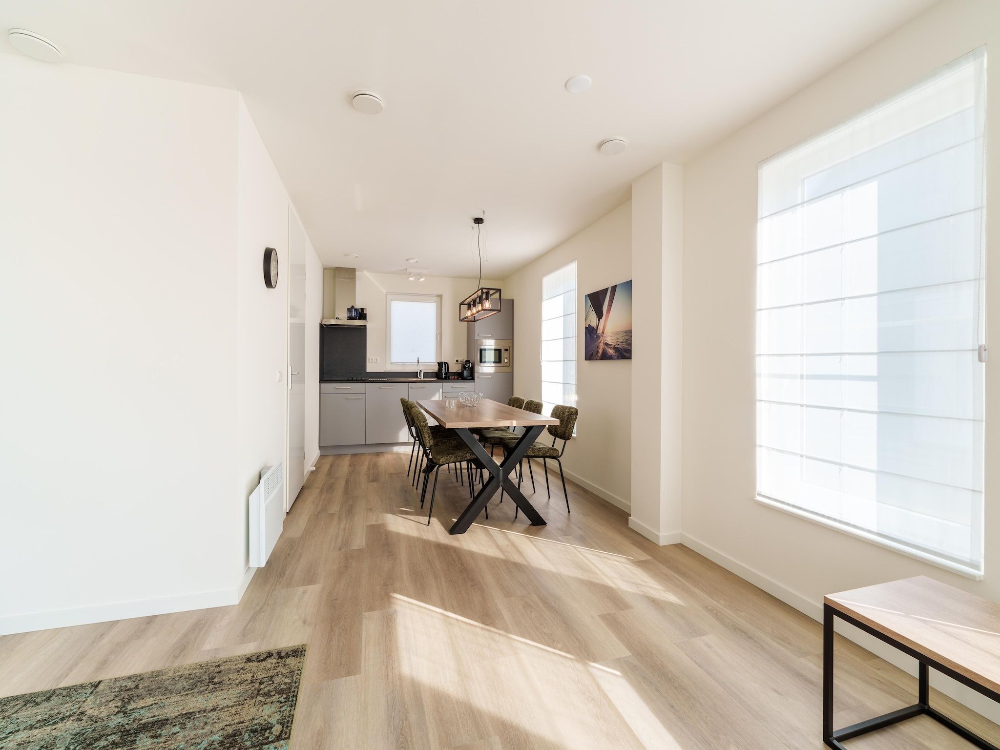 De eetkamer van Kuifduiker 124 in Simonshaven