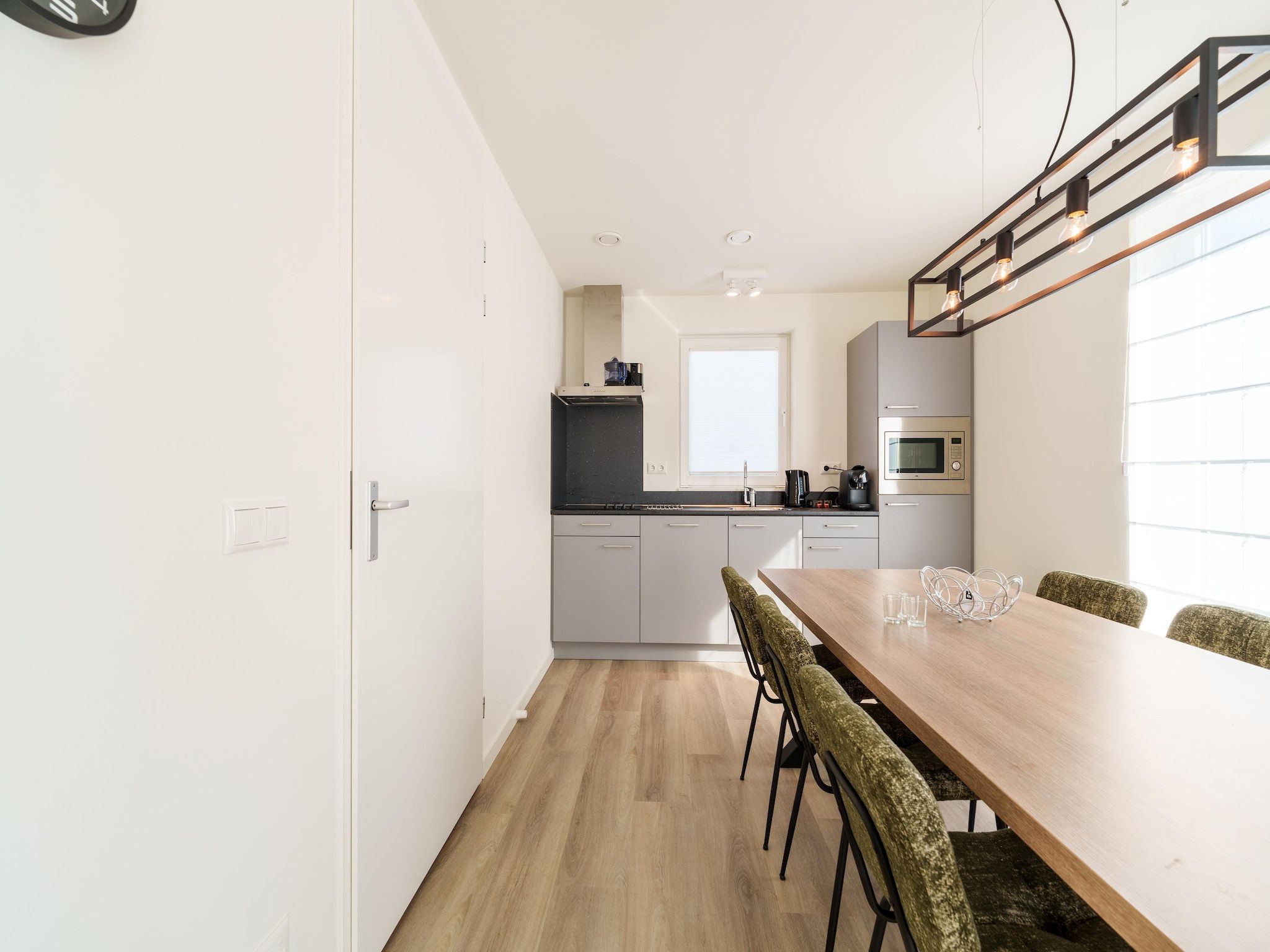 De eetkamer van Kuifduiker 124 in Simonshaven