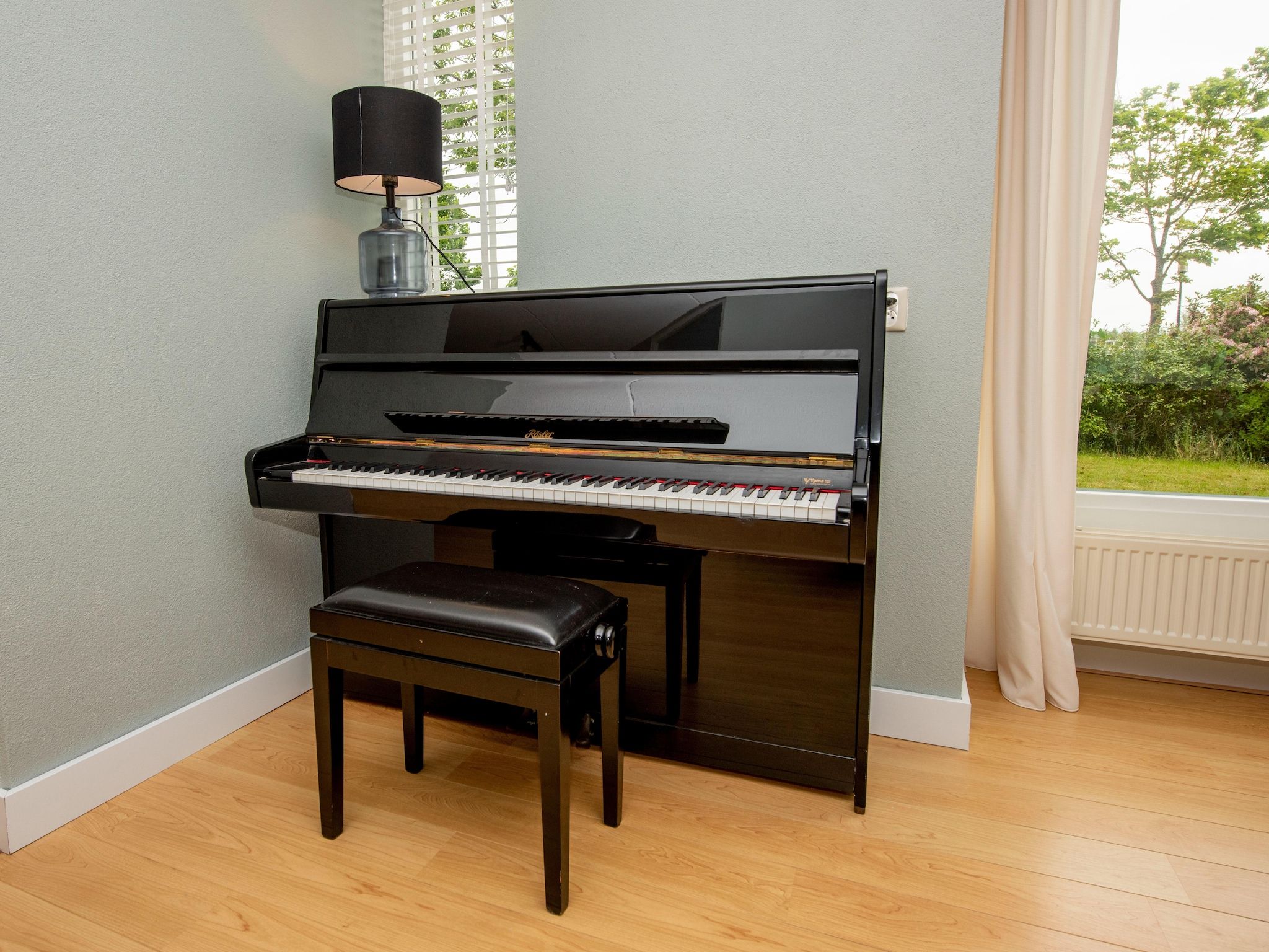 Voorzieningen bij Villa aan het water in Terherne in Terherne