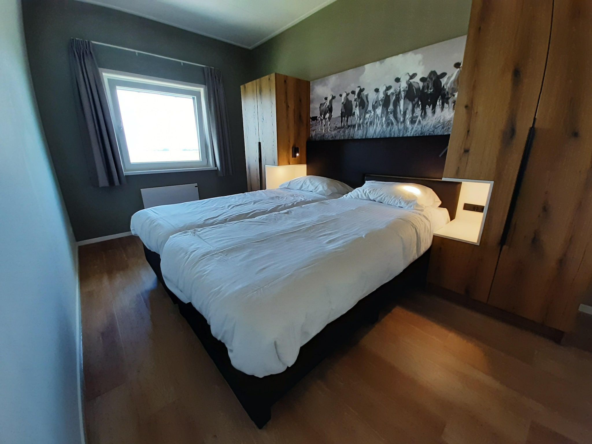 Een slaapkamer van 20 persoons villa in Leons