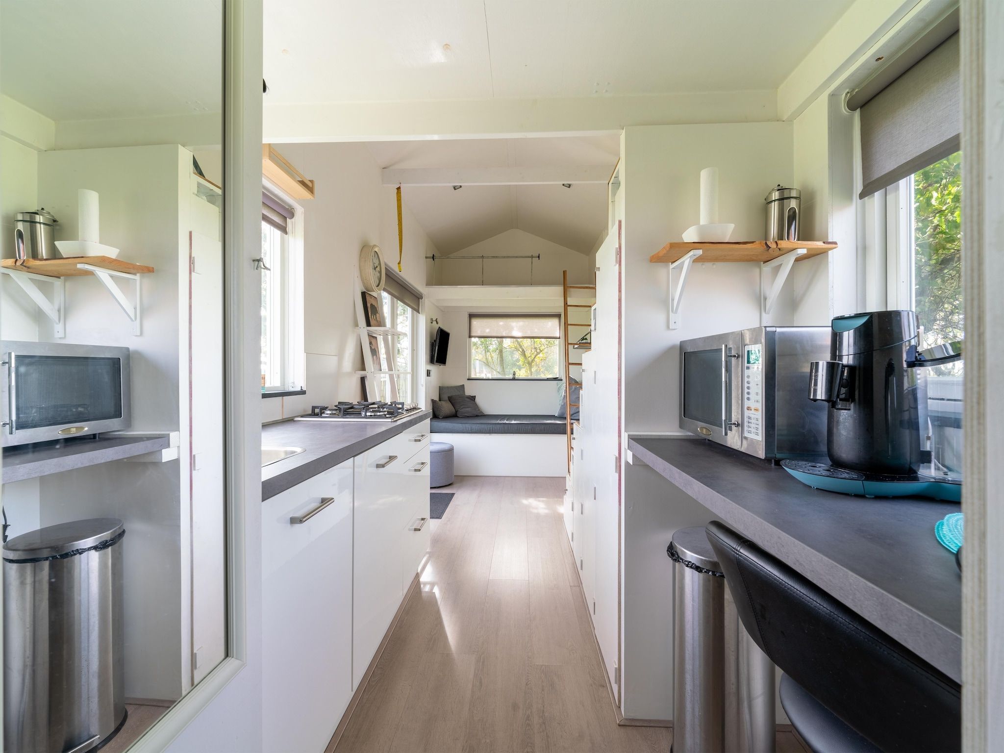 De keuken van Tiny House in Burgerbrug