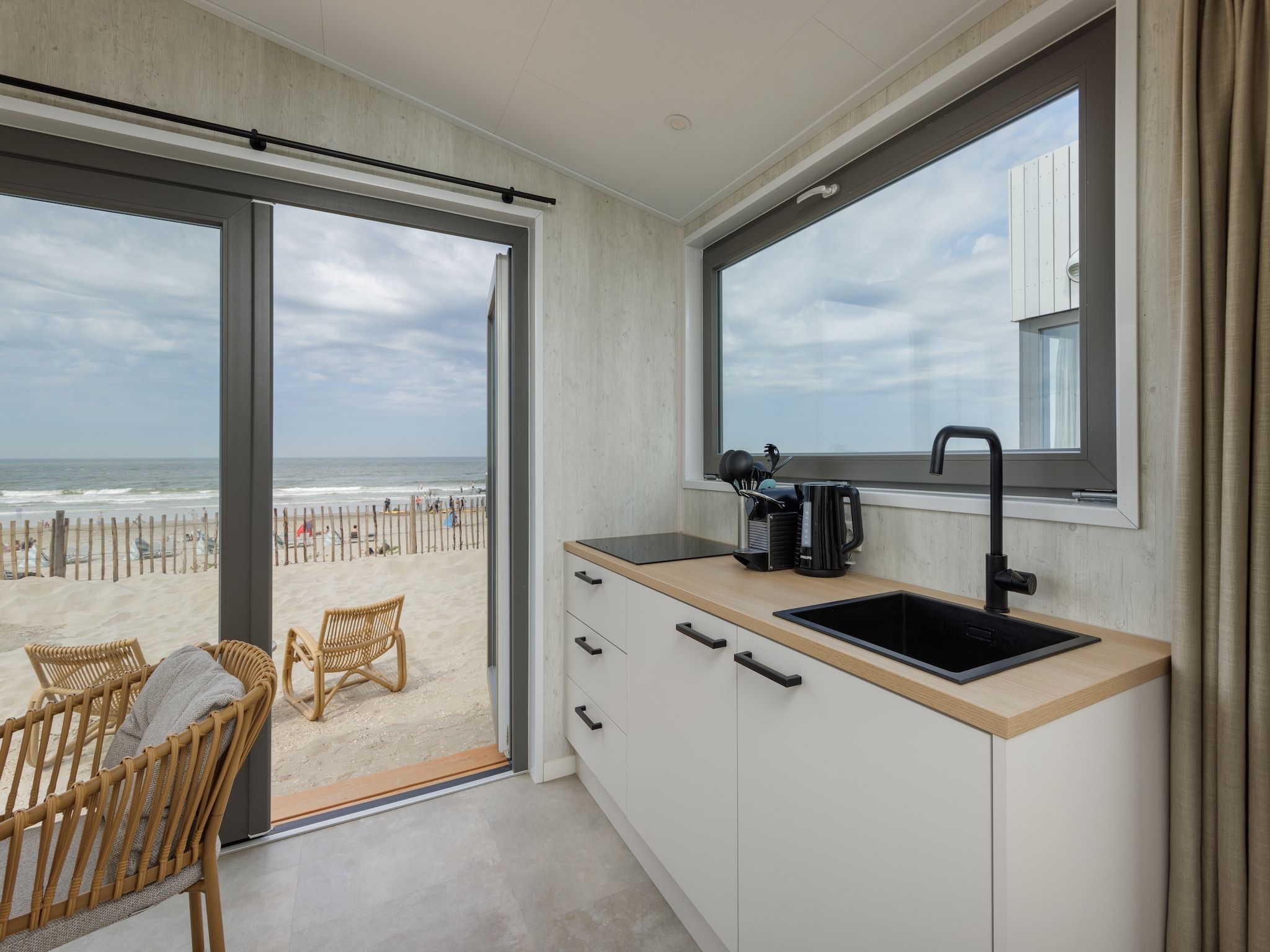 De keuken van Beach Houses Zandvoort 3 in Zandvoort