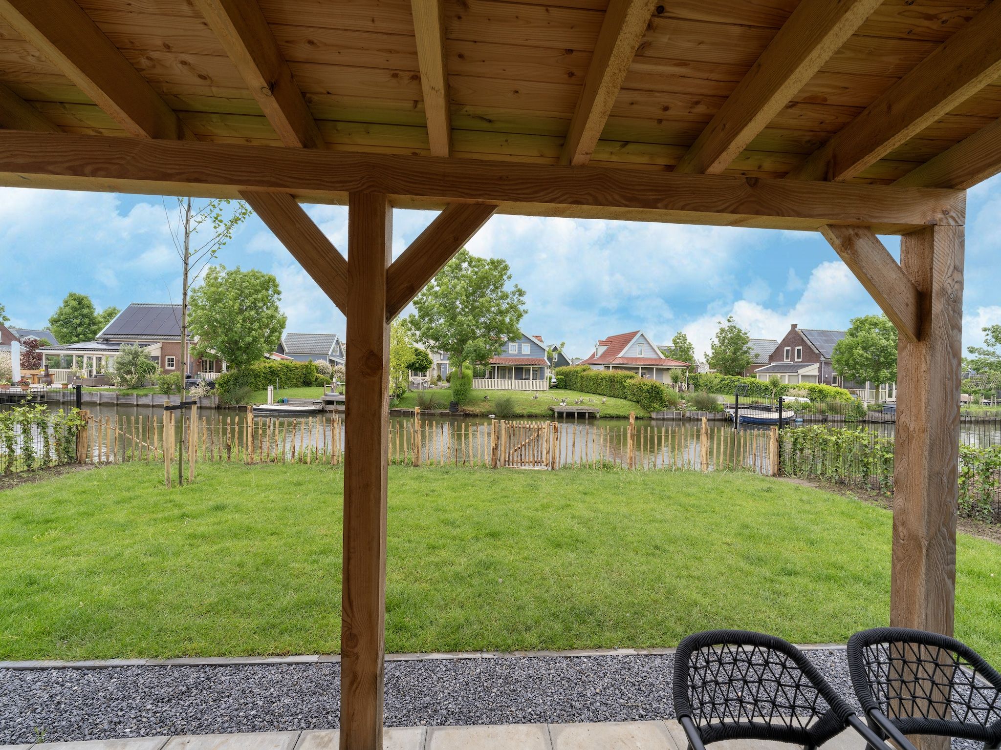 De tuin van Strandloper 129 in Simonshaven