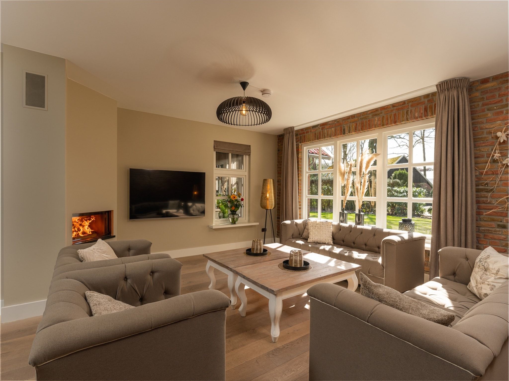 De woonkamer van Het Landhuis in Losser