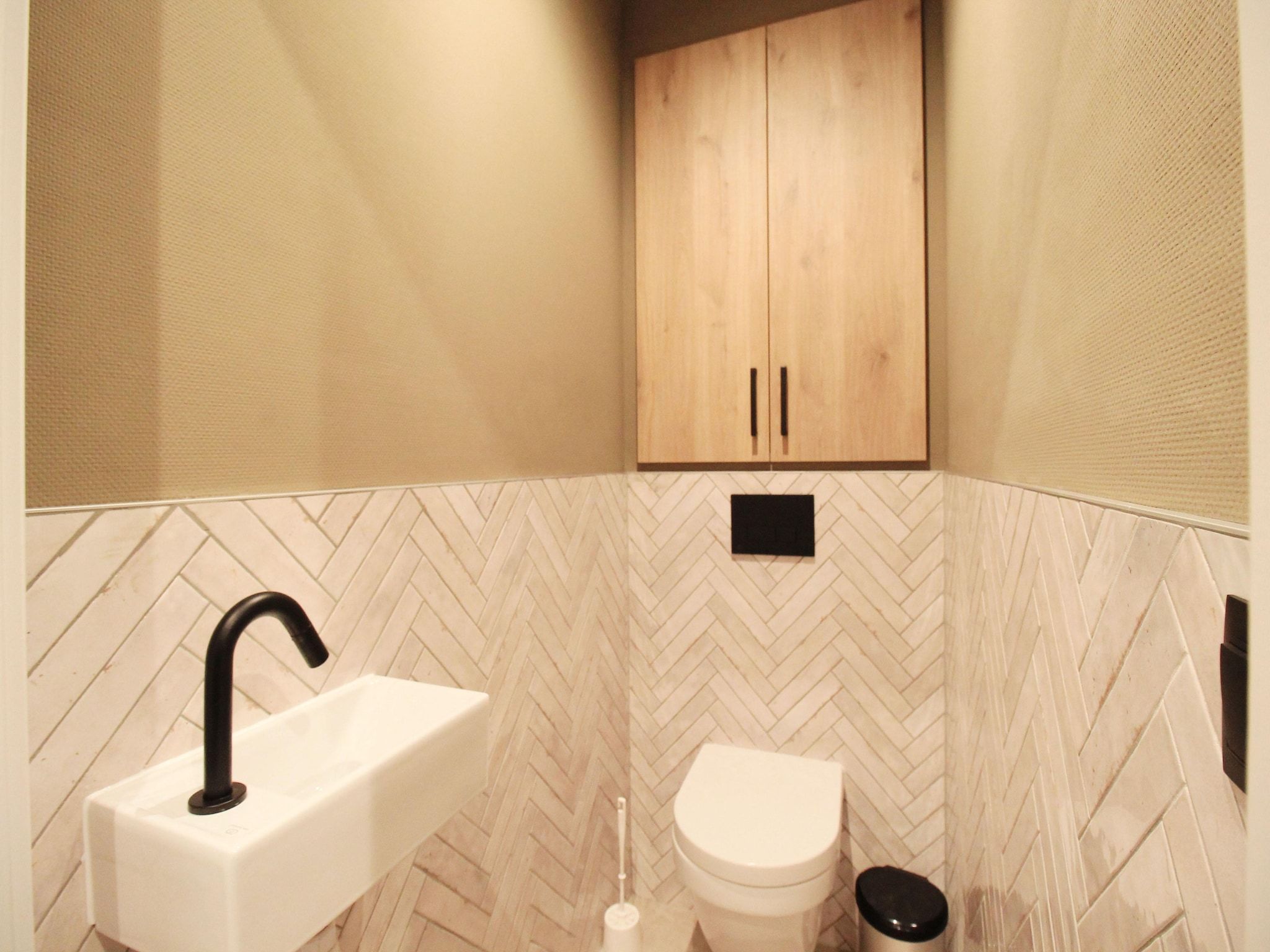 De badkamer van Vakantiepark De Rimboe & De Woeste Hoogte 42 in Hoenderloo