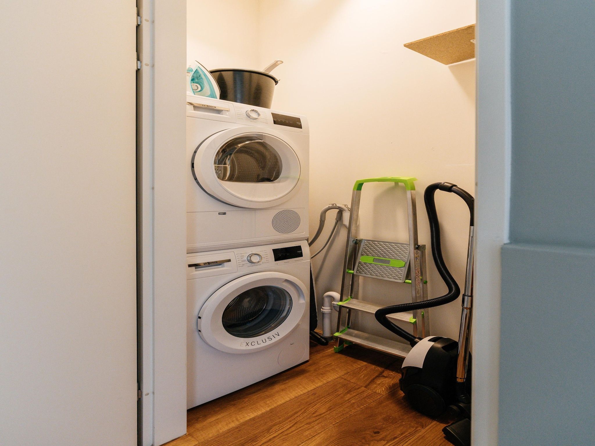 Voorzieningen bij Scheveningen Harbour 18C in Scheveningen