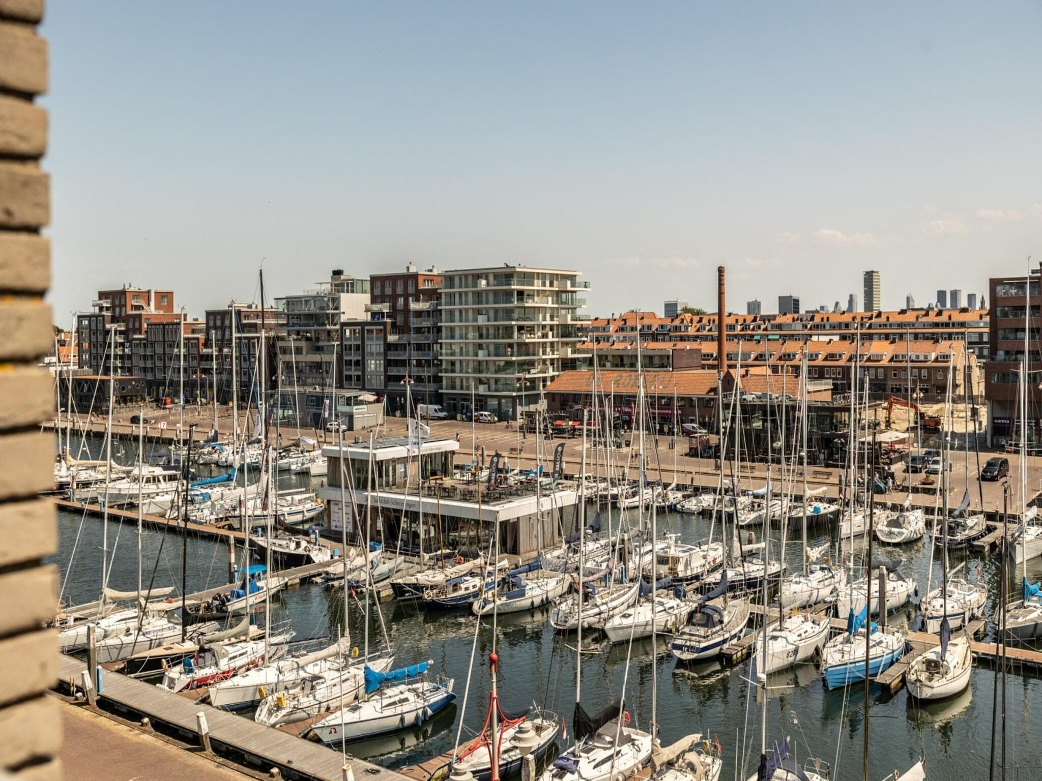 Het uitzicht vanaf Scheveningen Harbour 66A in Scheveningen