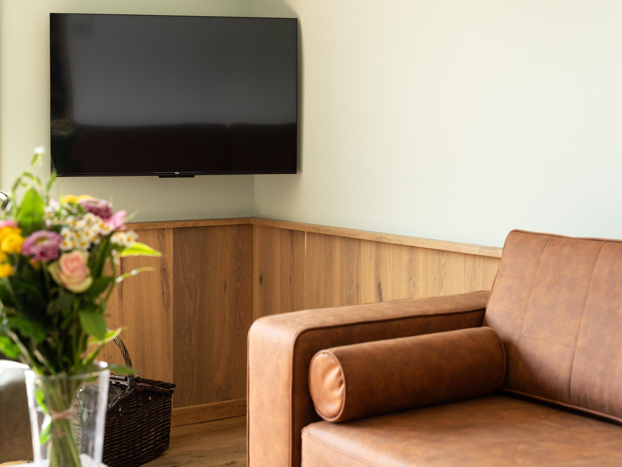 De woonkamer van 't Landgoed Baars 1 in Baars