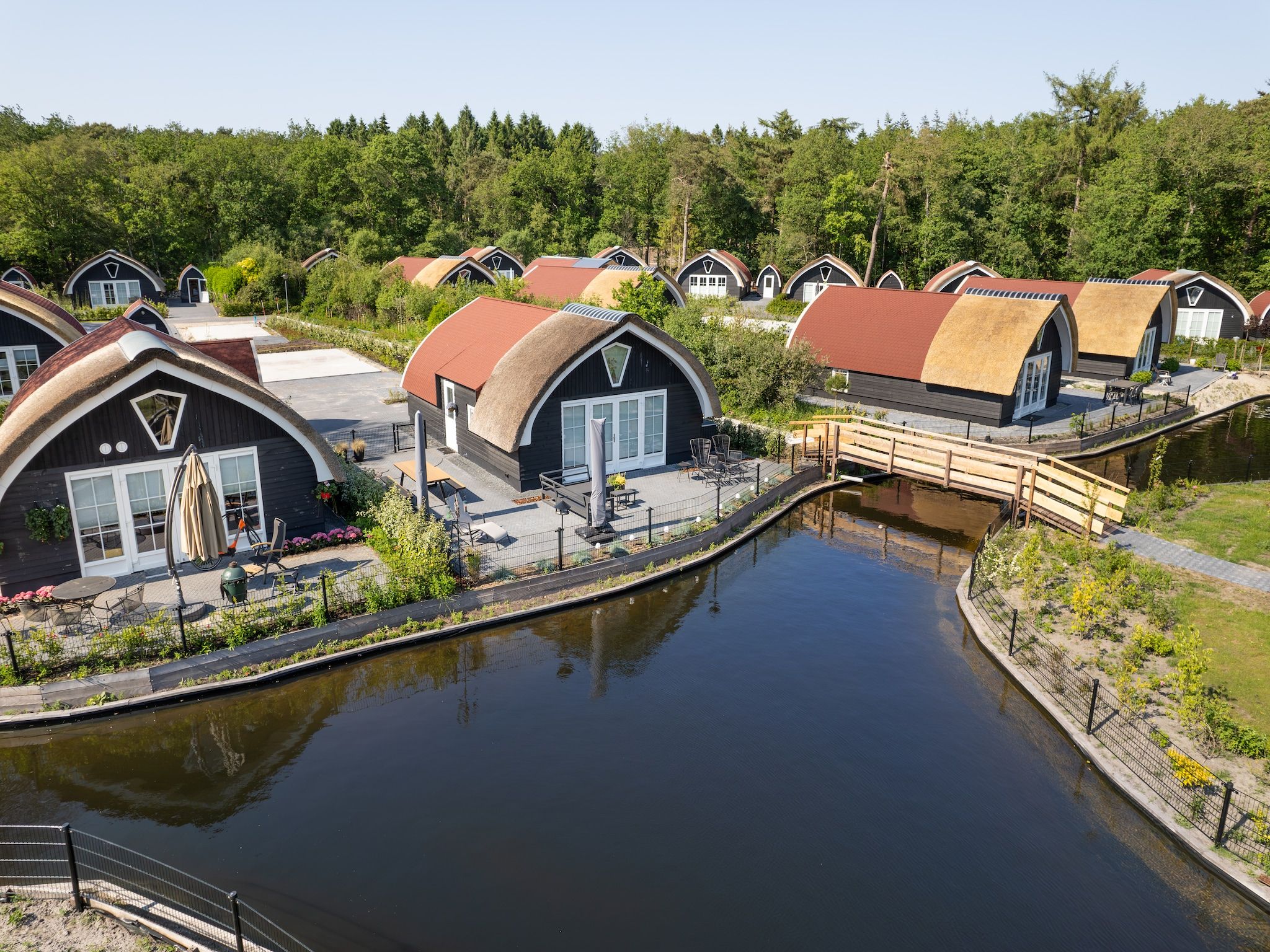 De buitenkant van 't Landgoed Baars 1 in Baars