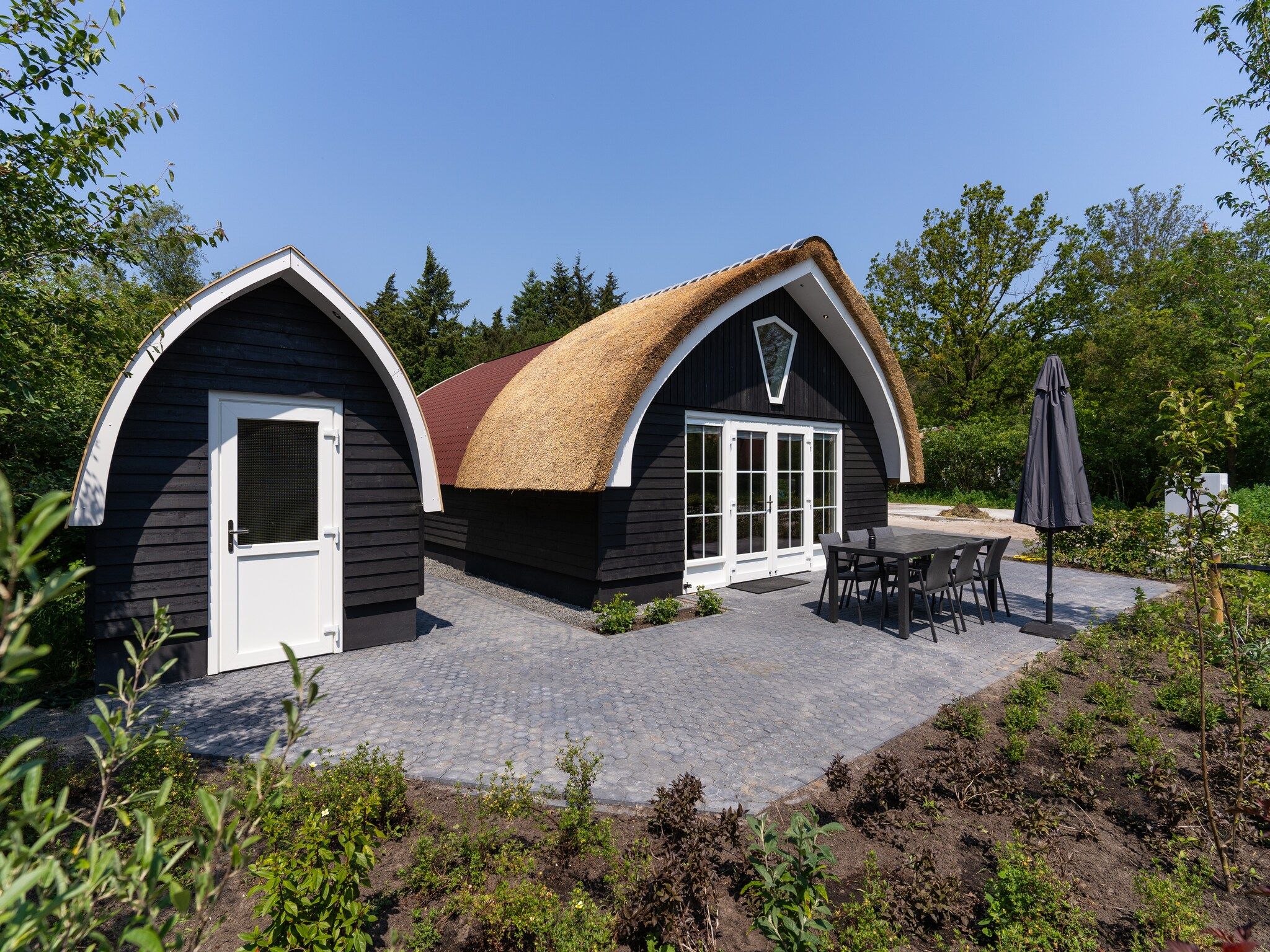 De buitenkant van 't Landgoed Baars 3 in Baars