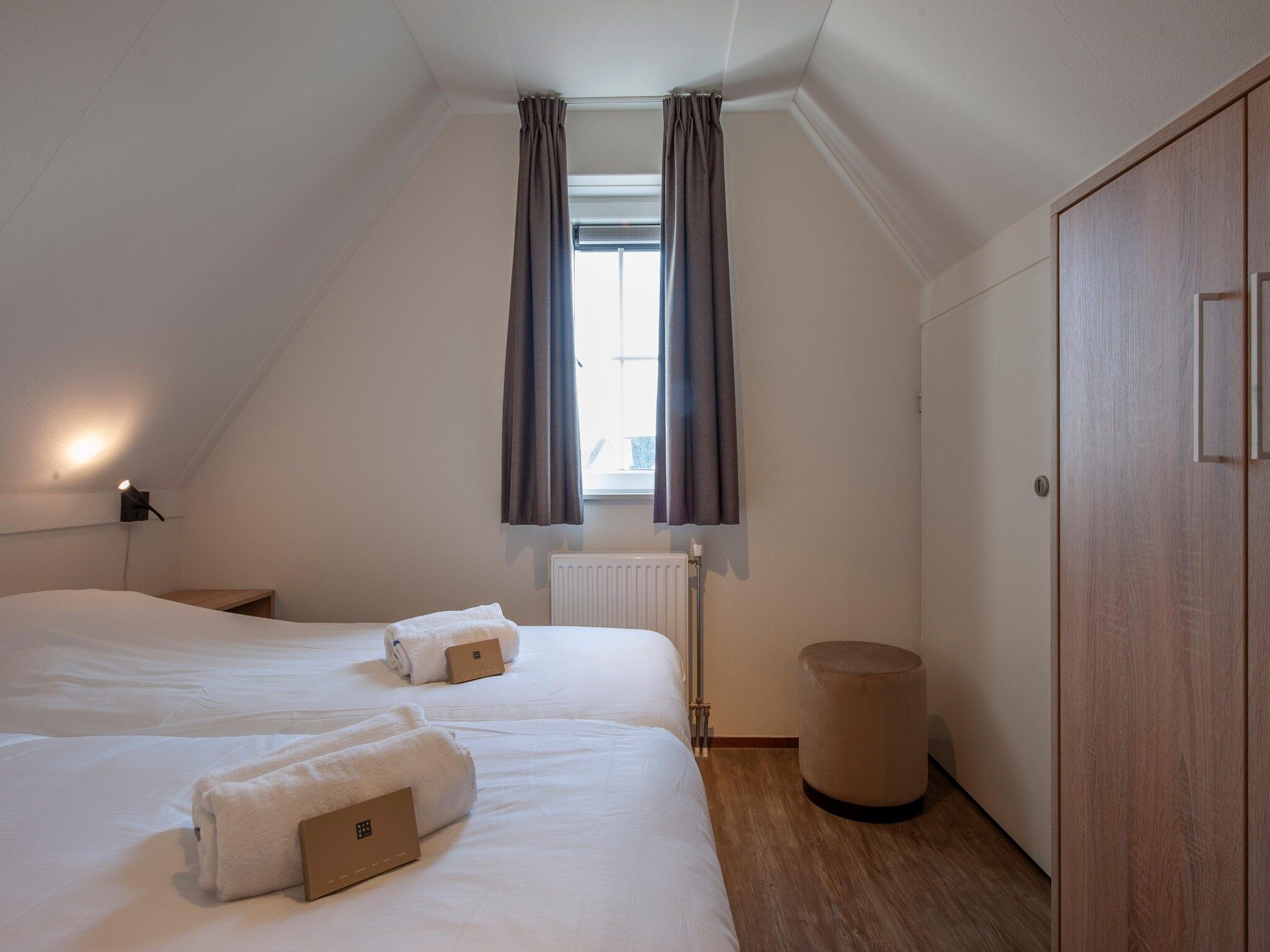 Een slaapkamer van Noordzee Résidence Cadzand-Bad 36 in Cadzand-Bad