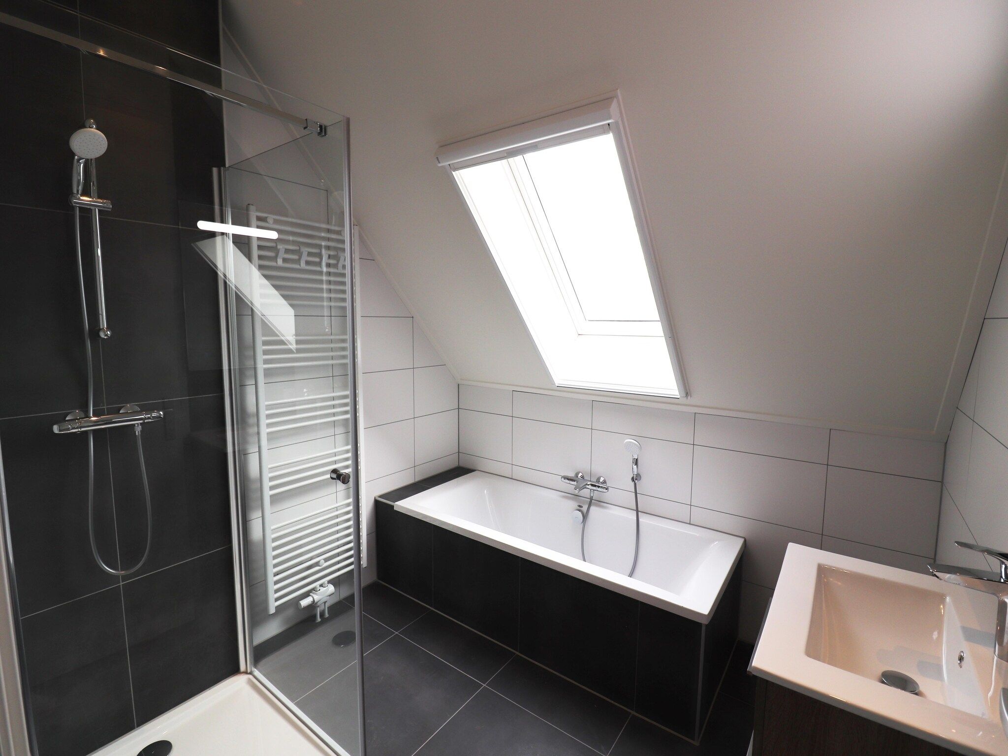 De badkamer van Friese villa in Leons in Leons